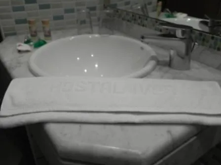 Bathroom in Hostal Ivor