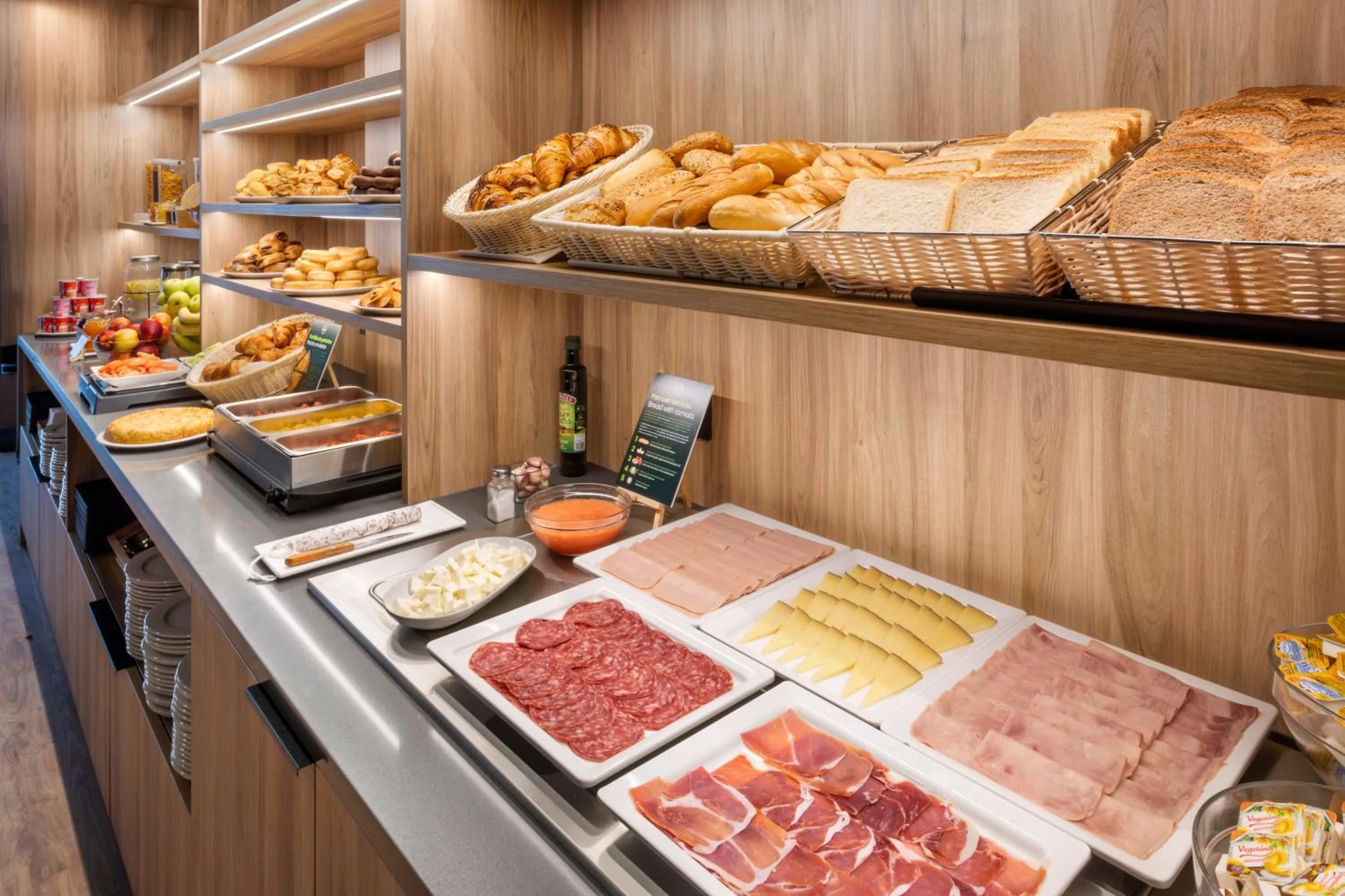 Buffet breakfast in B&B HOTEL Barcelona Rubí