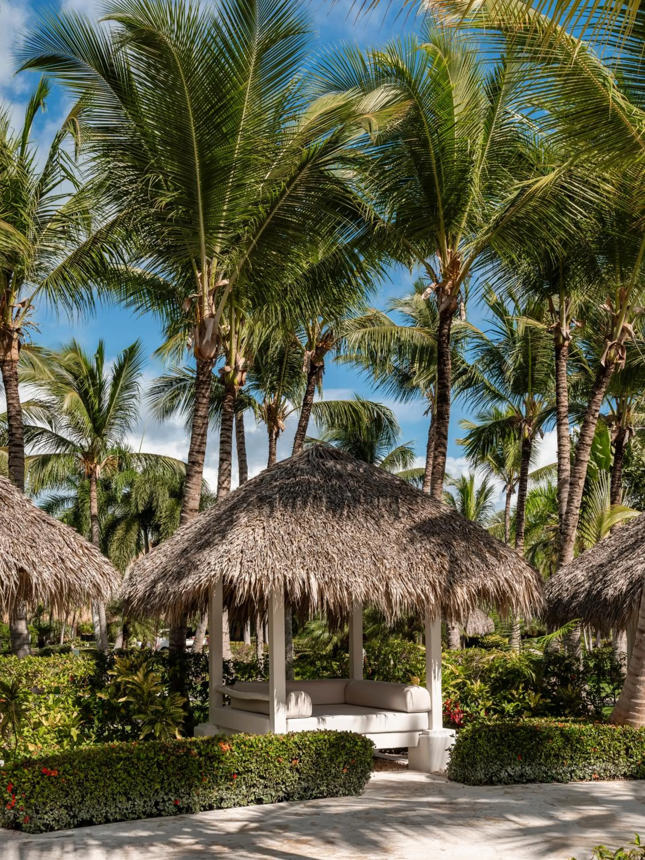 Spring in Garden Suites by Meliá - All inclusive