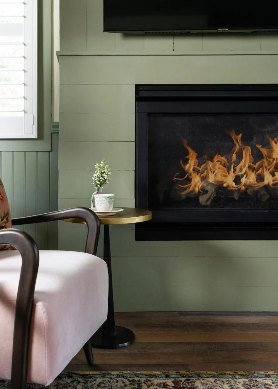 Seating area in Le Petit Pali at Ocean Ave