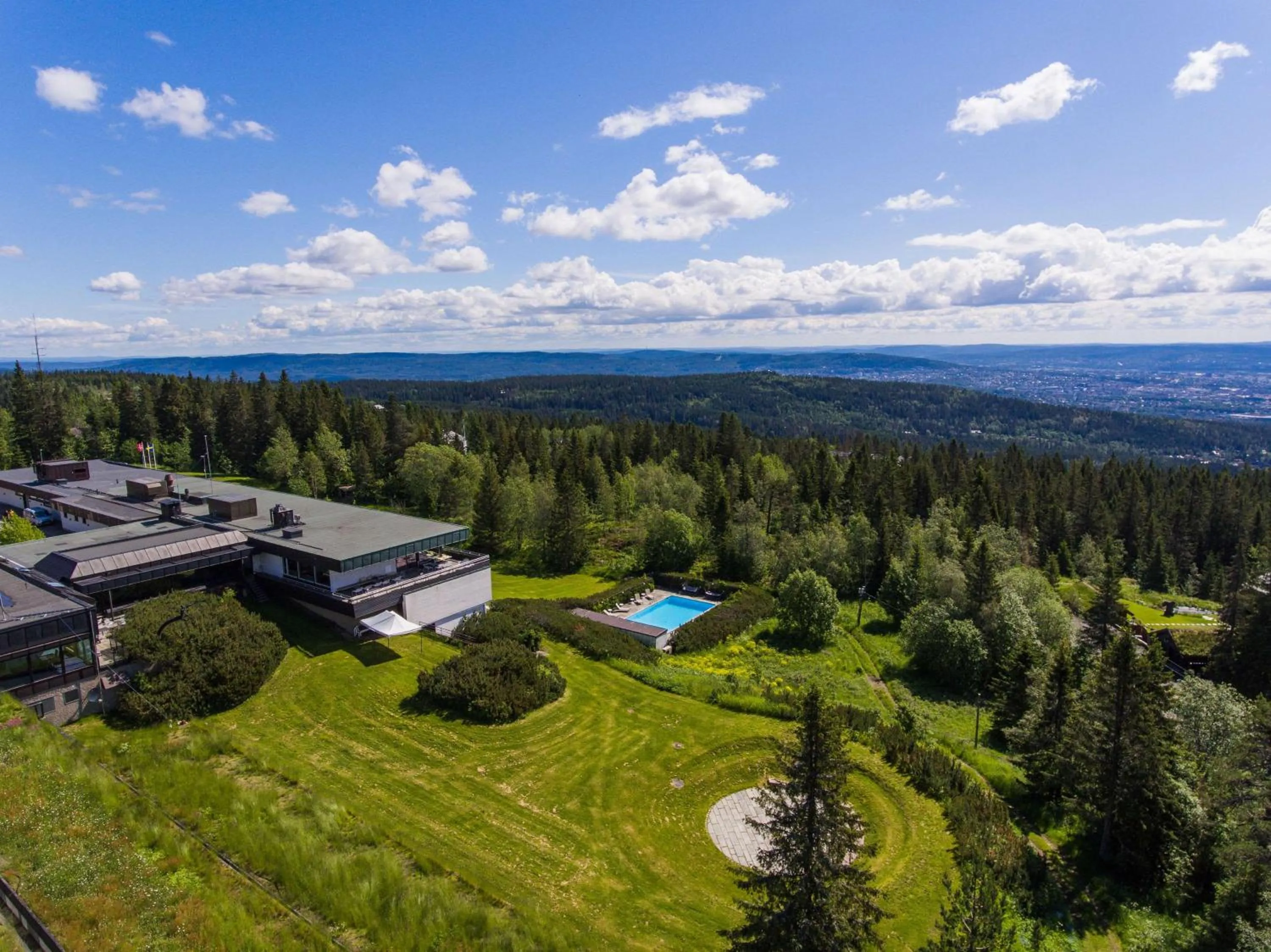 Property building in Voksenasen Hotell; Best Western Signature Collection