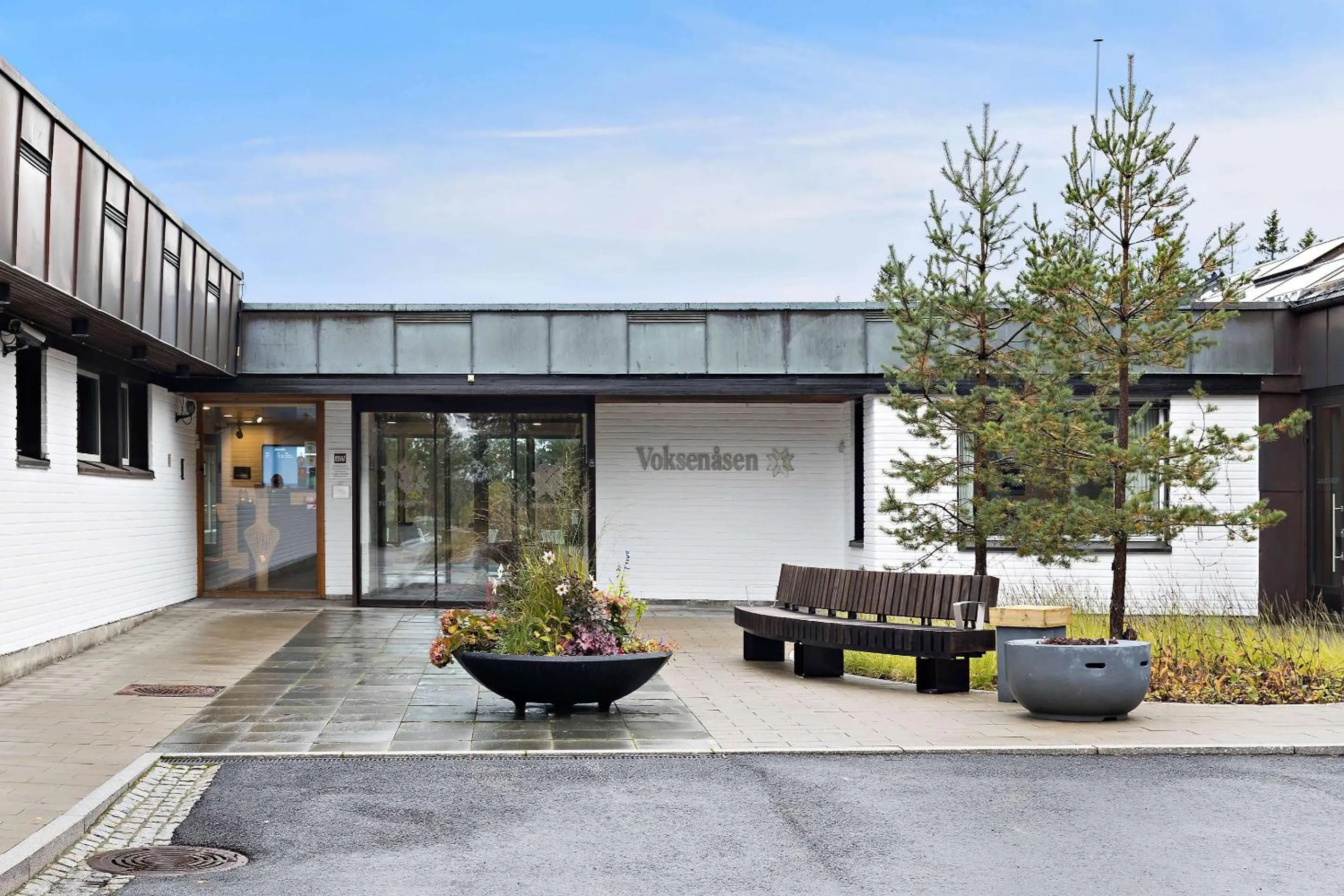 Property building in Voksenasen Hotell; Best Western Signature Collection