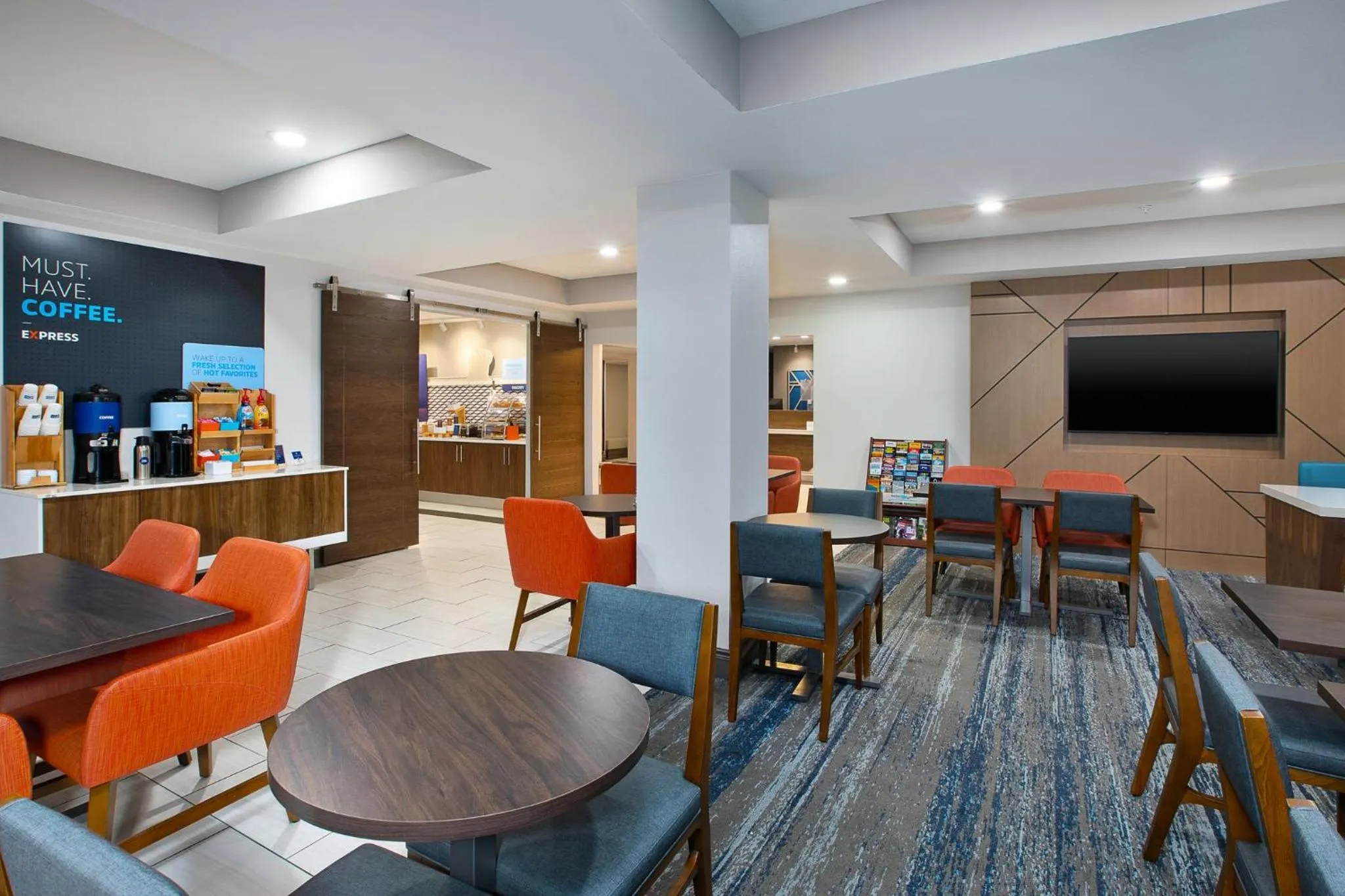Restaurant/places to eat in Holiday Inn Express Hotel & Suites West Monroe by IHG