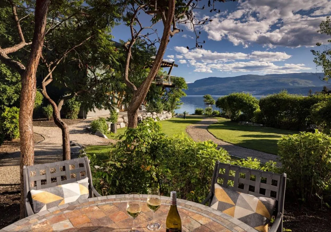 Patio in Outback Lakeside Vacation Homes