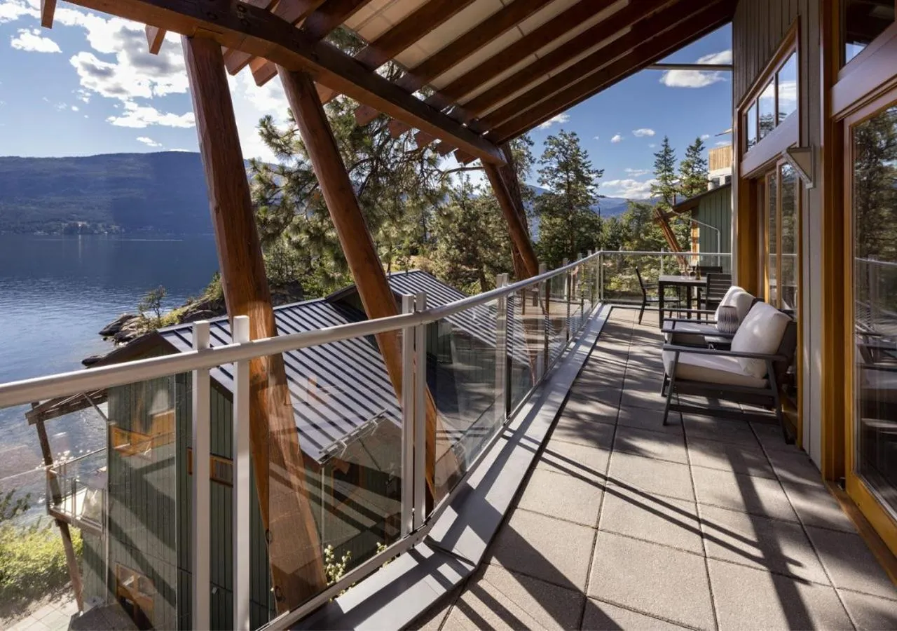 Patio in Outback Lakeside Vacation Homes