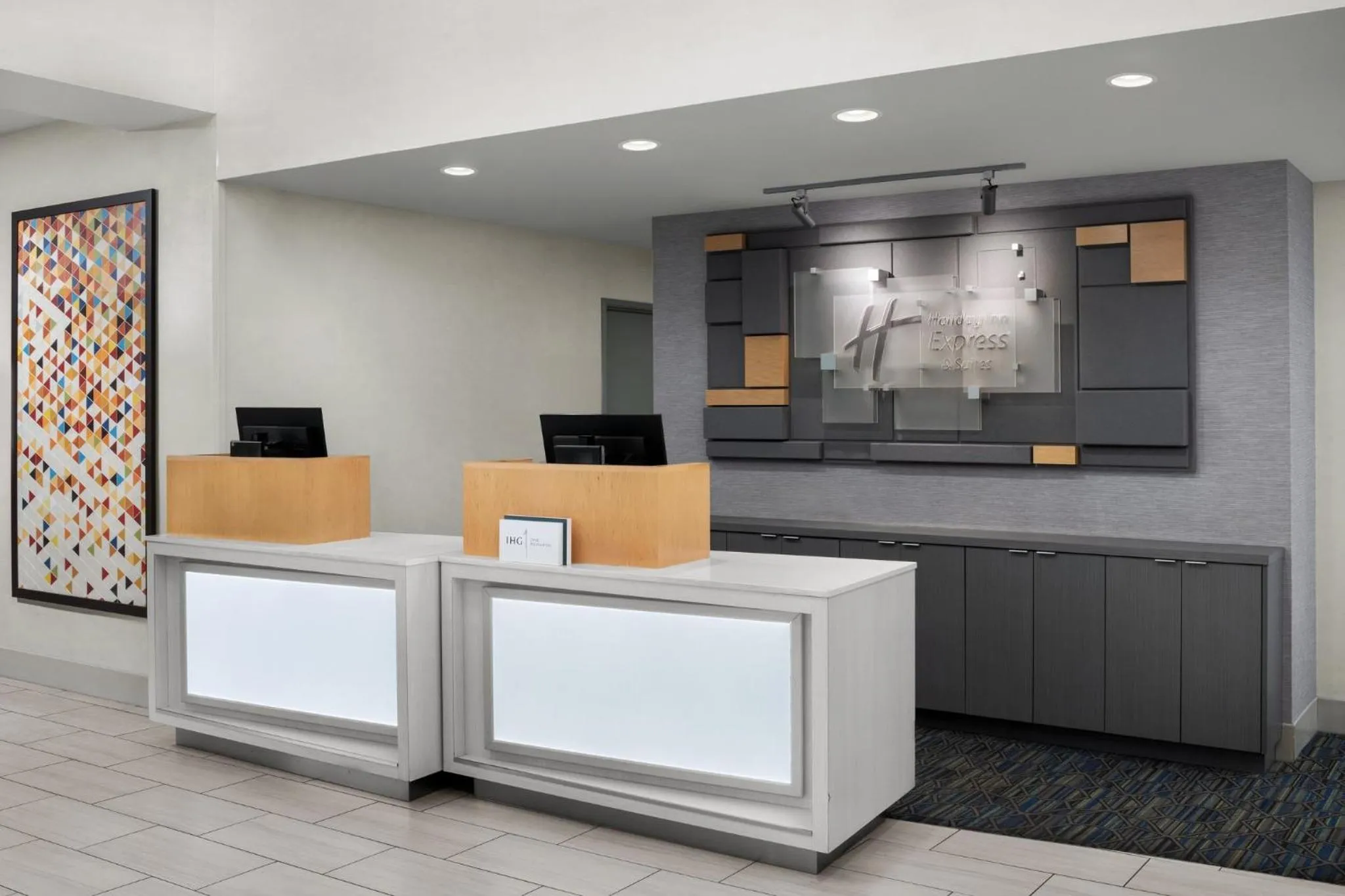 Property building in Holiday Inn Express Hotel & Suites Marina by IHG