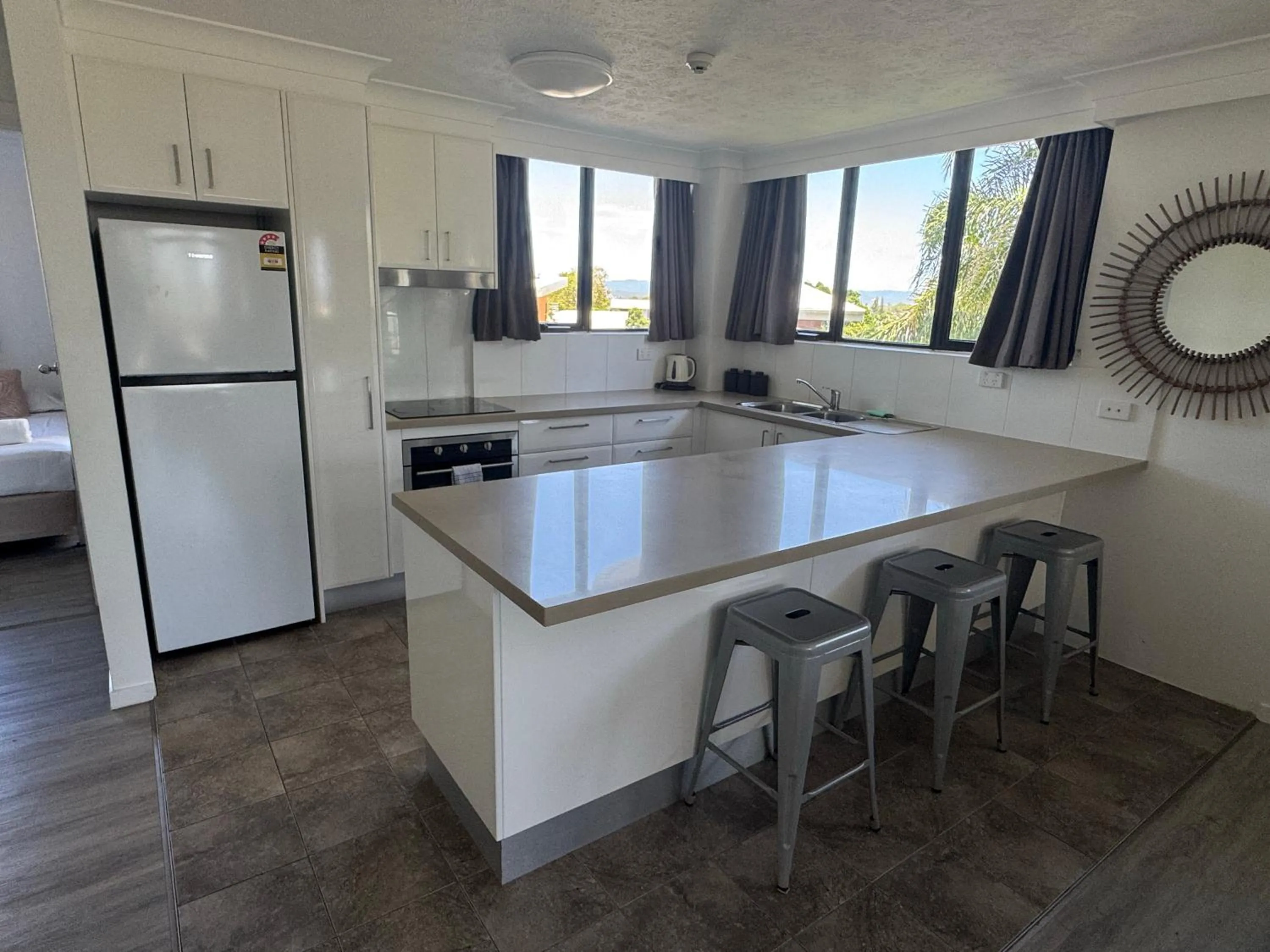 Aristocrat Apartments