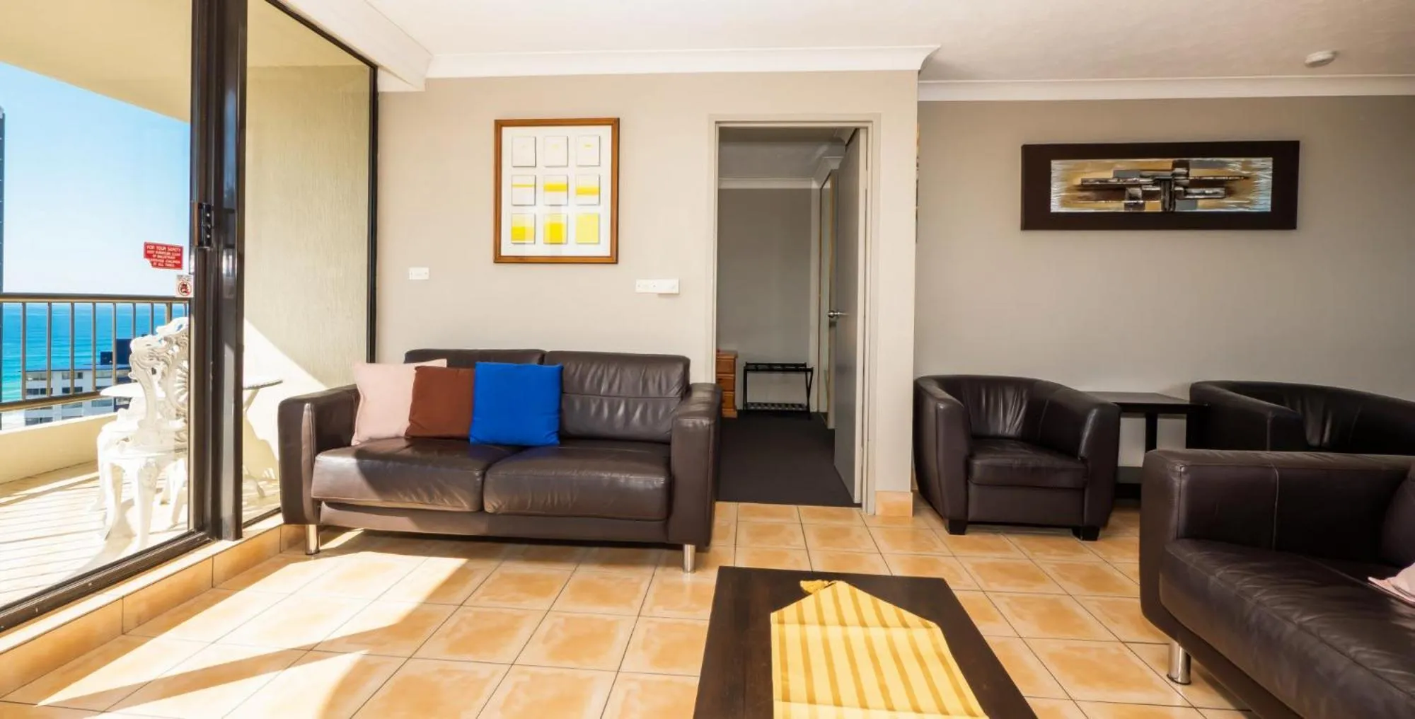 Aristocrat Apartments