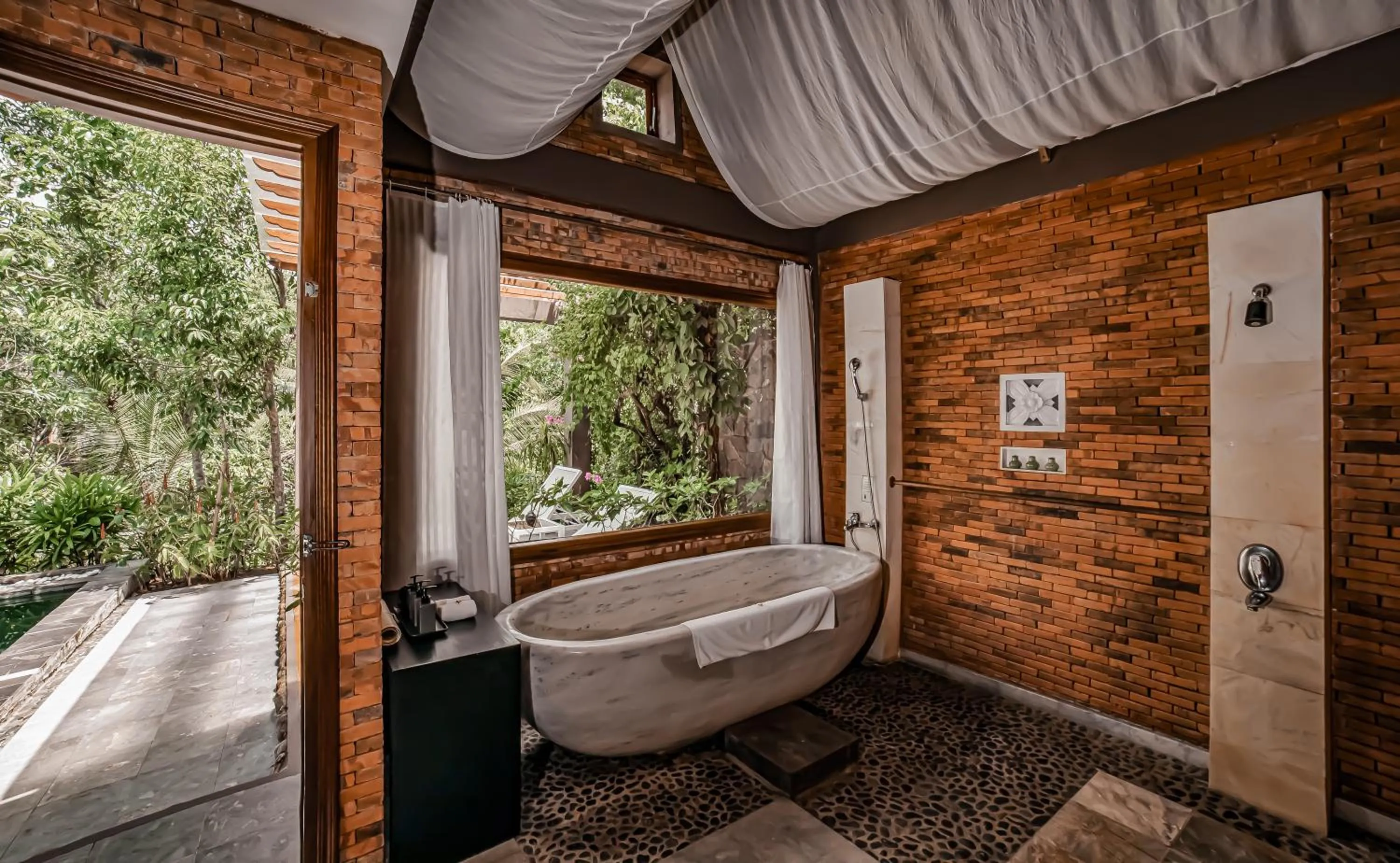 Bathroom in Pilgrimage Village Boutique Resort & Spa