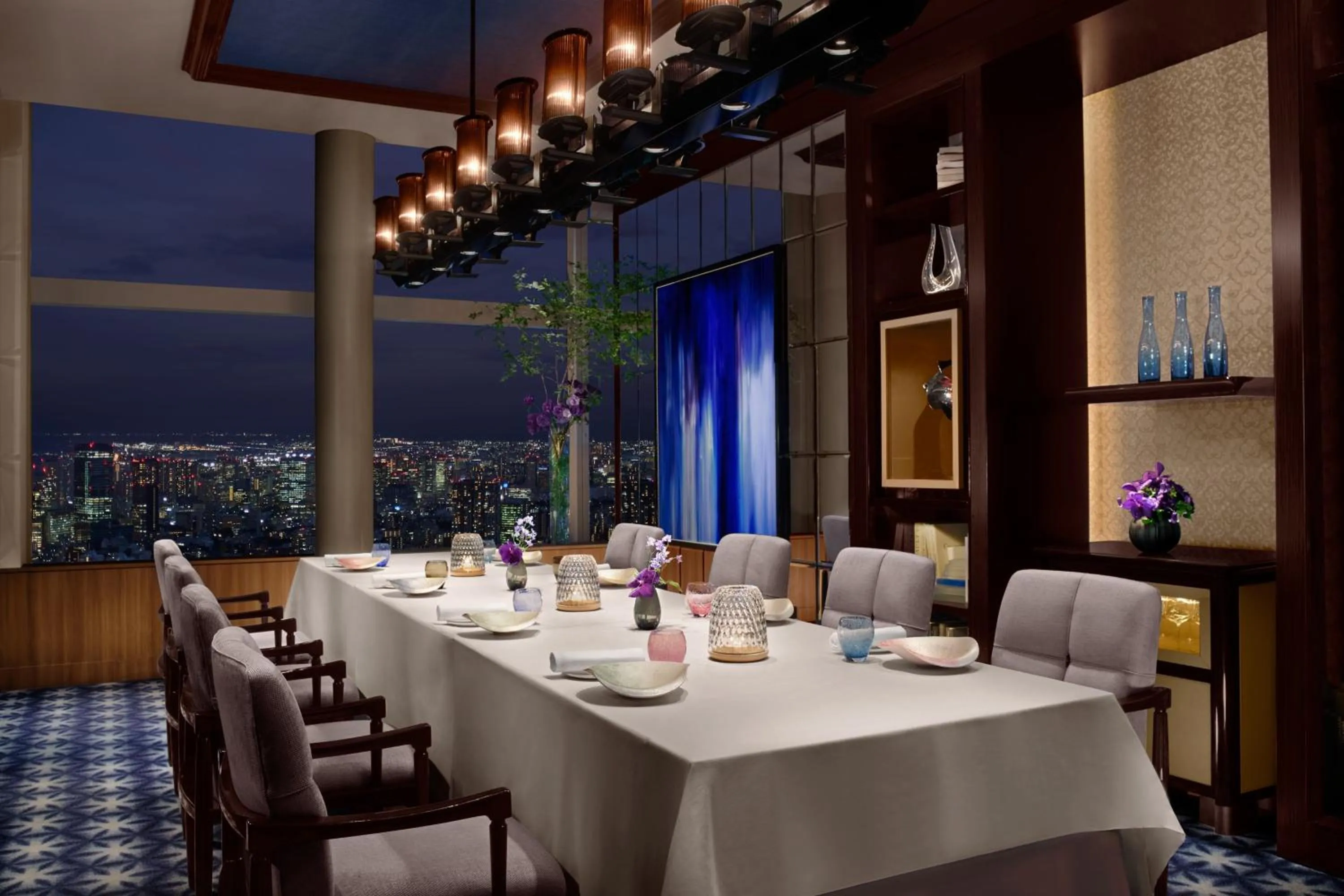 Restaurant/places to eat in The Ritz-Carlton, Tokyo