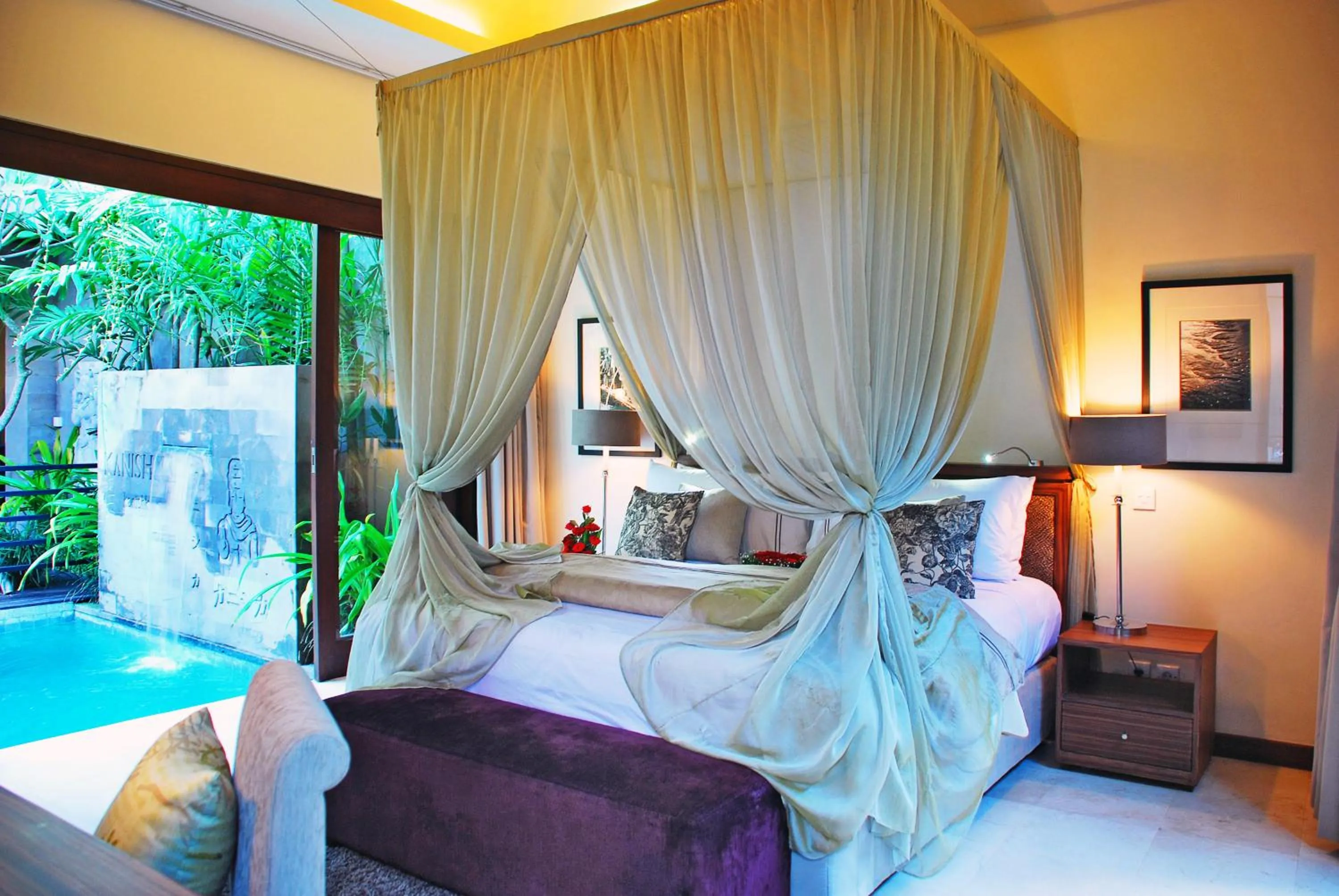 Bedroom, Bed in Kanishka Villas