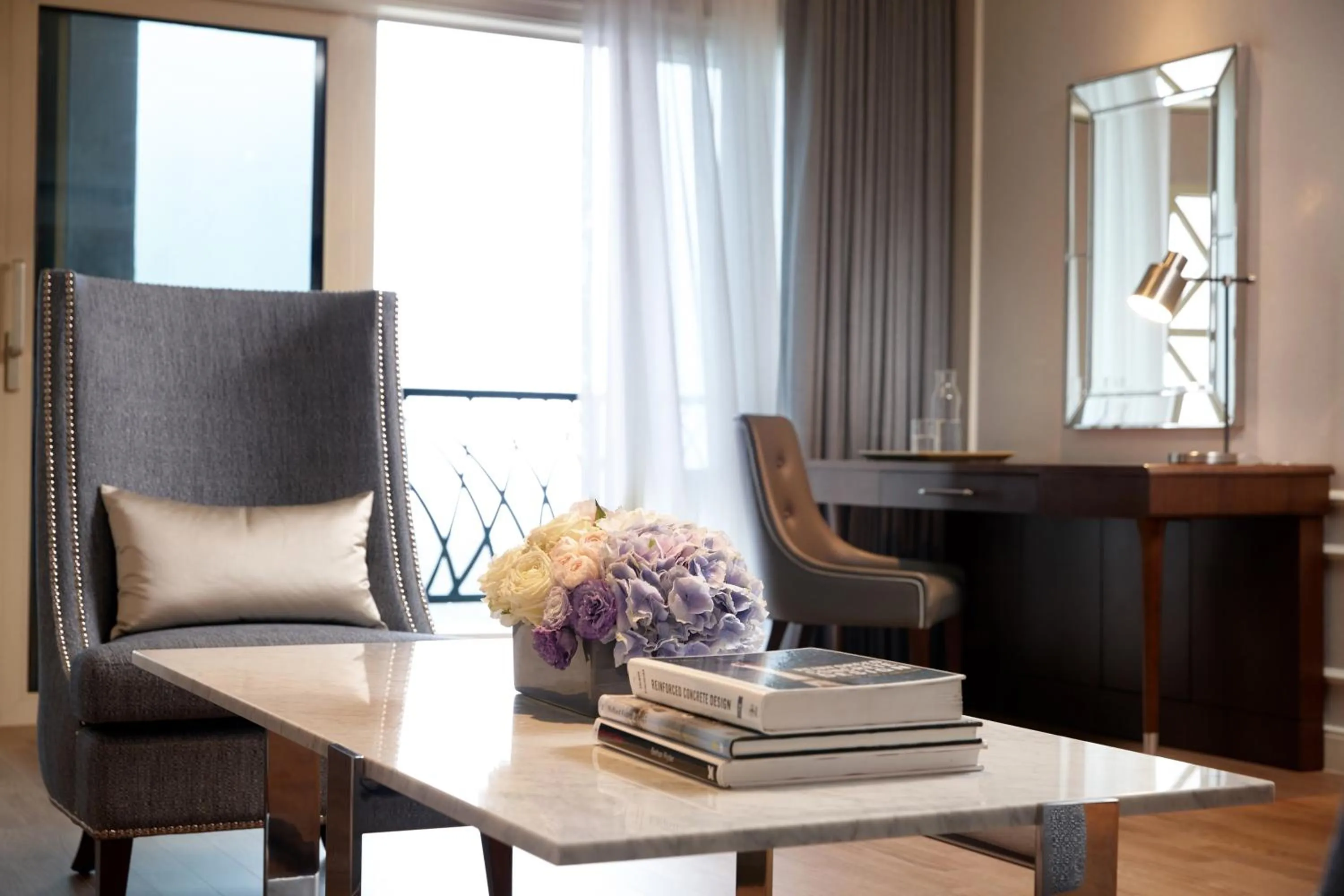 Living room in Lotte Hotel Jeju