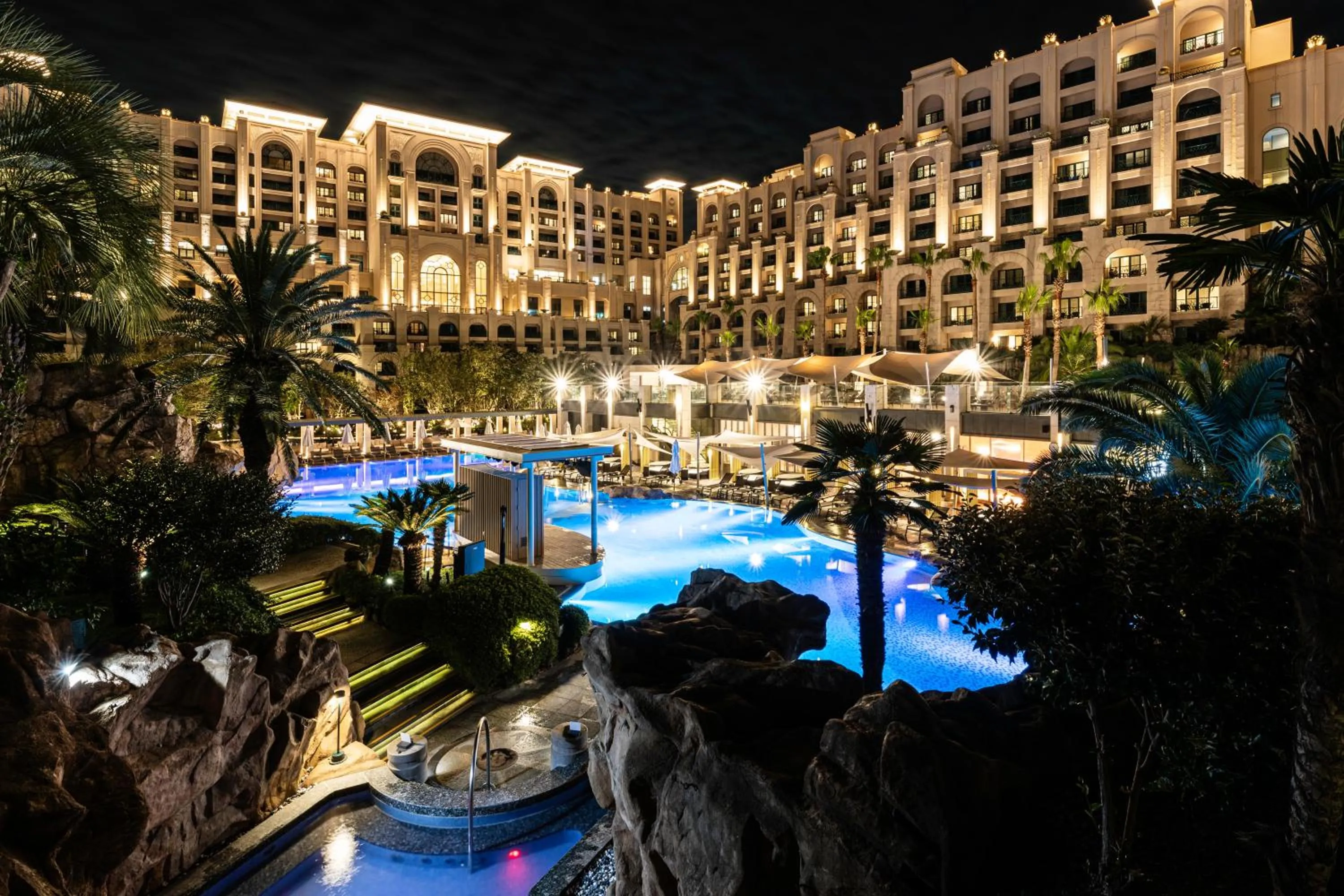 Property building in Lotte Hotel Jeju