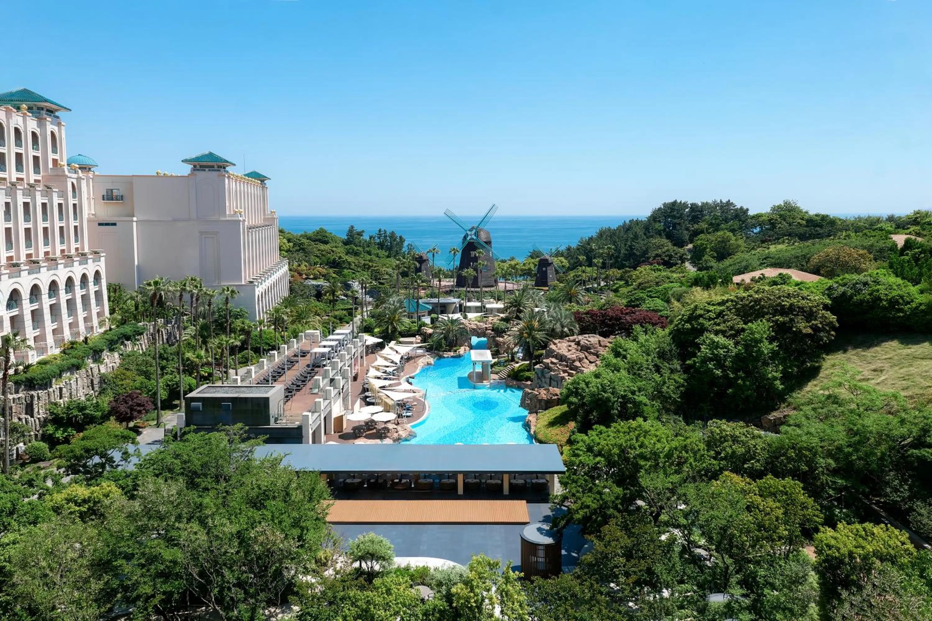 Property building in Lotte Hotel Jeju