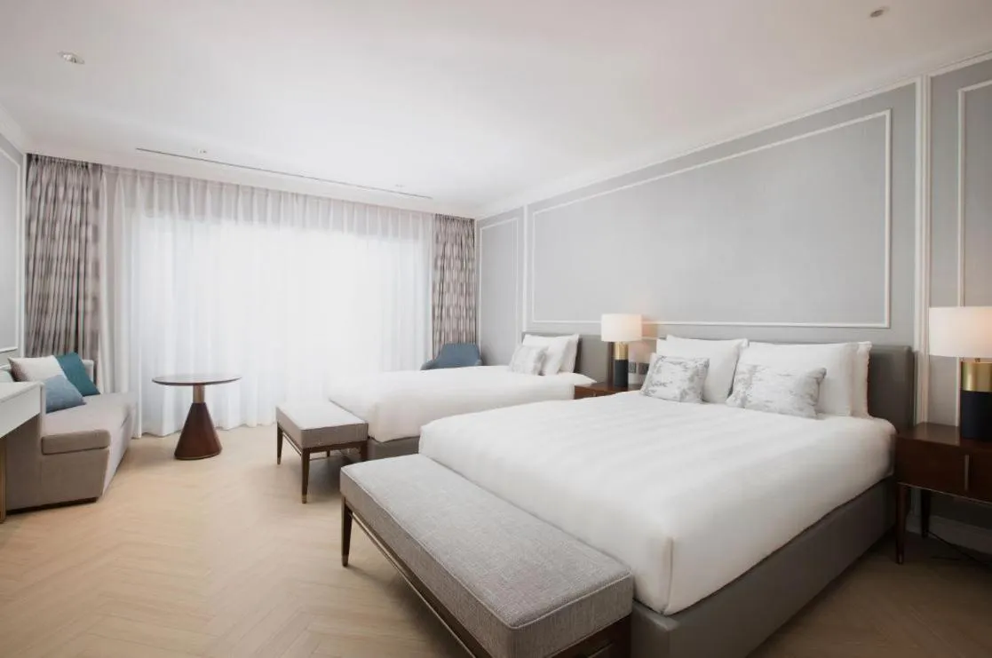 Bed in Lotte Hotel Jeju