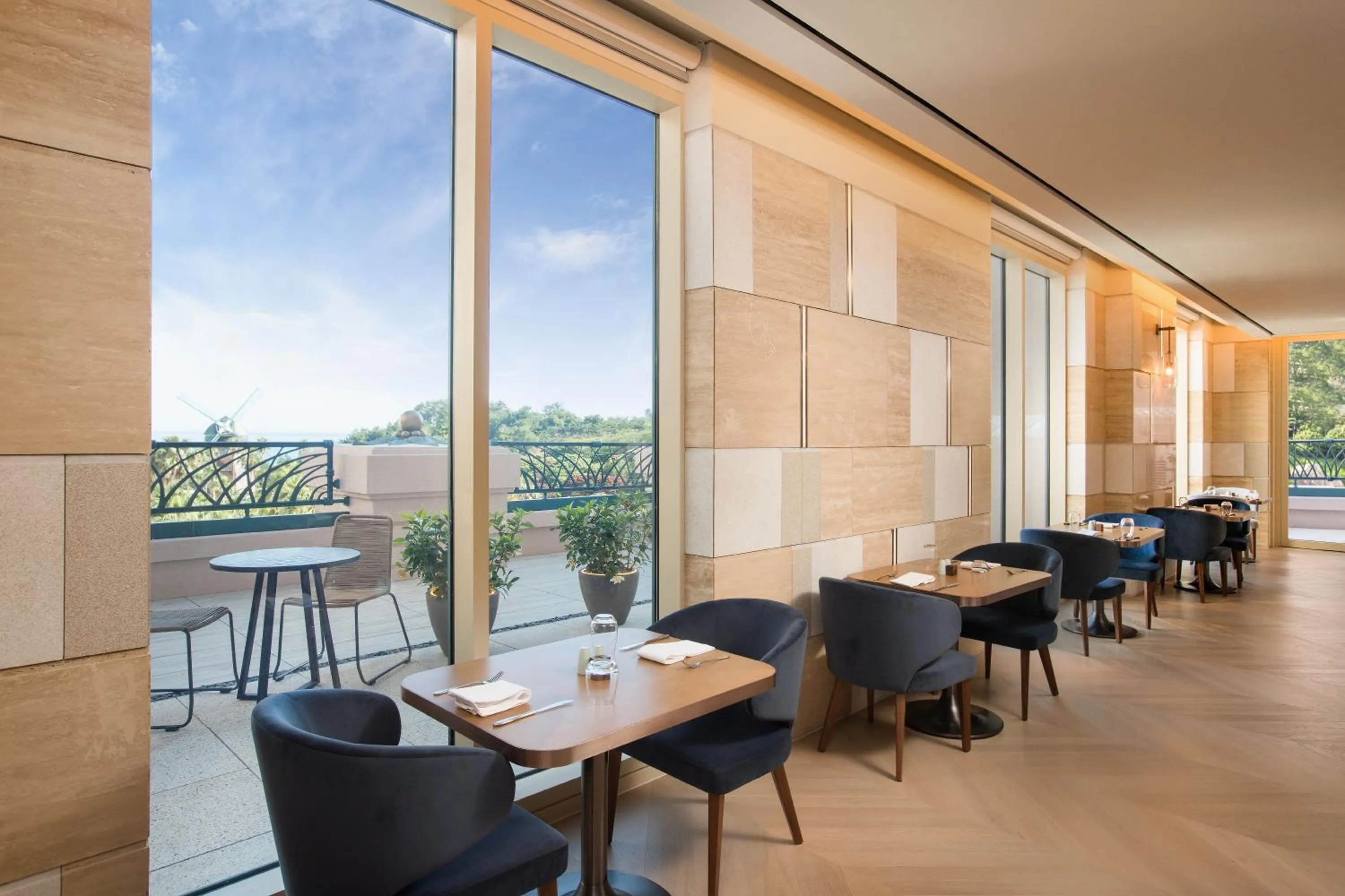 Restaurant/places to eat in Lotte Hotel Jeju