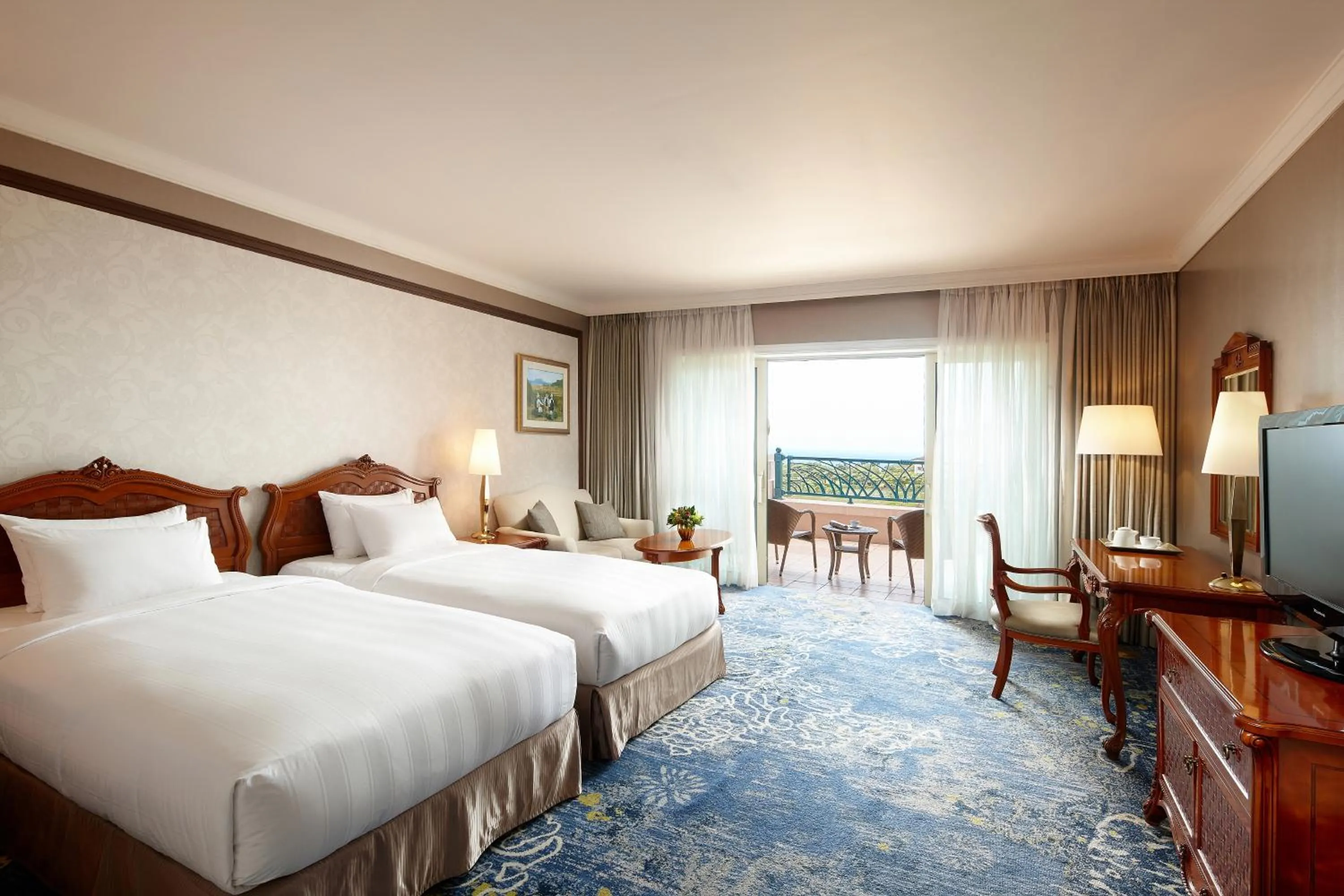 Bed in Lotte Hotel Jeju