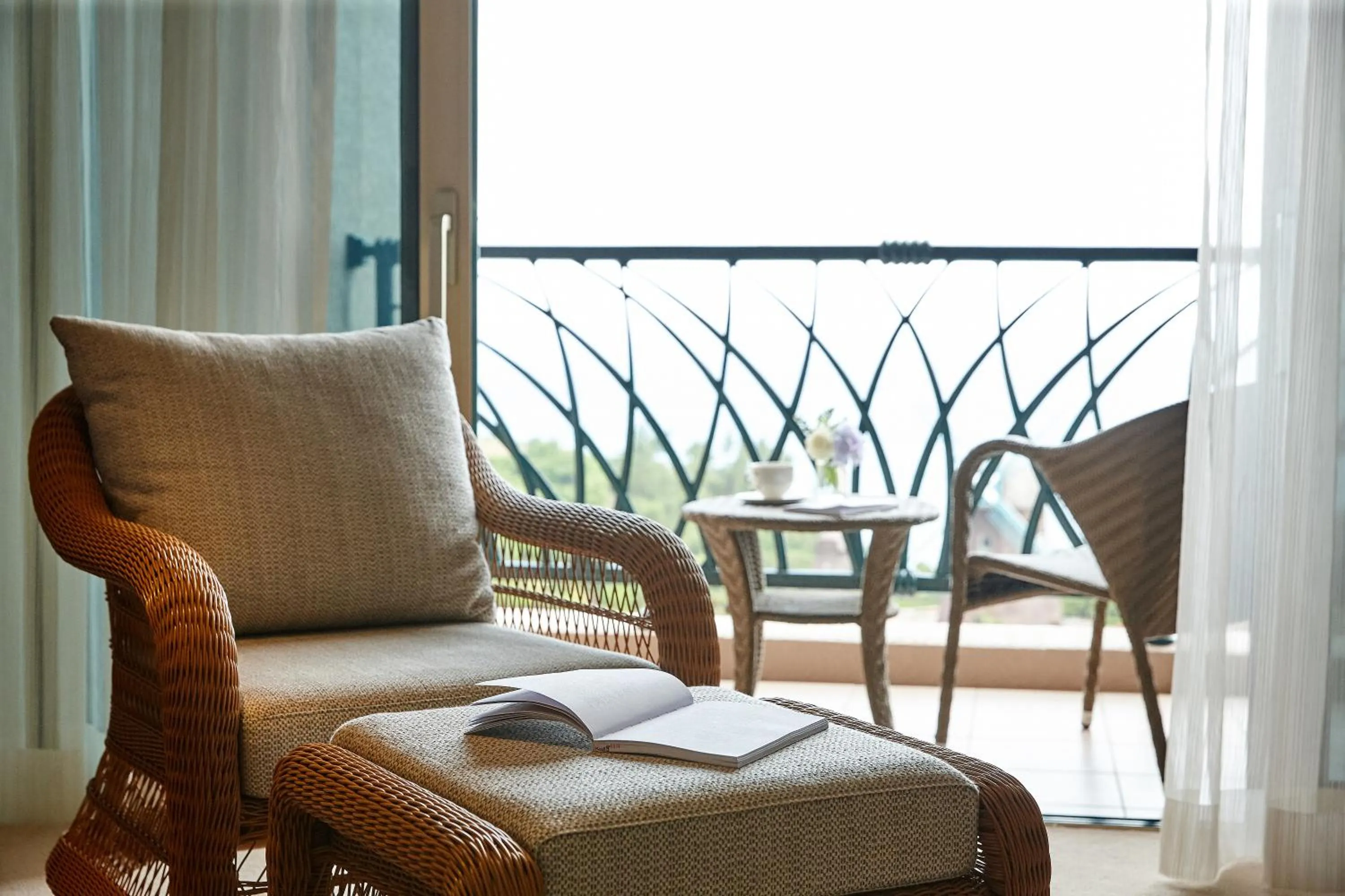 Seating area in Lotte Hotel Jeju