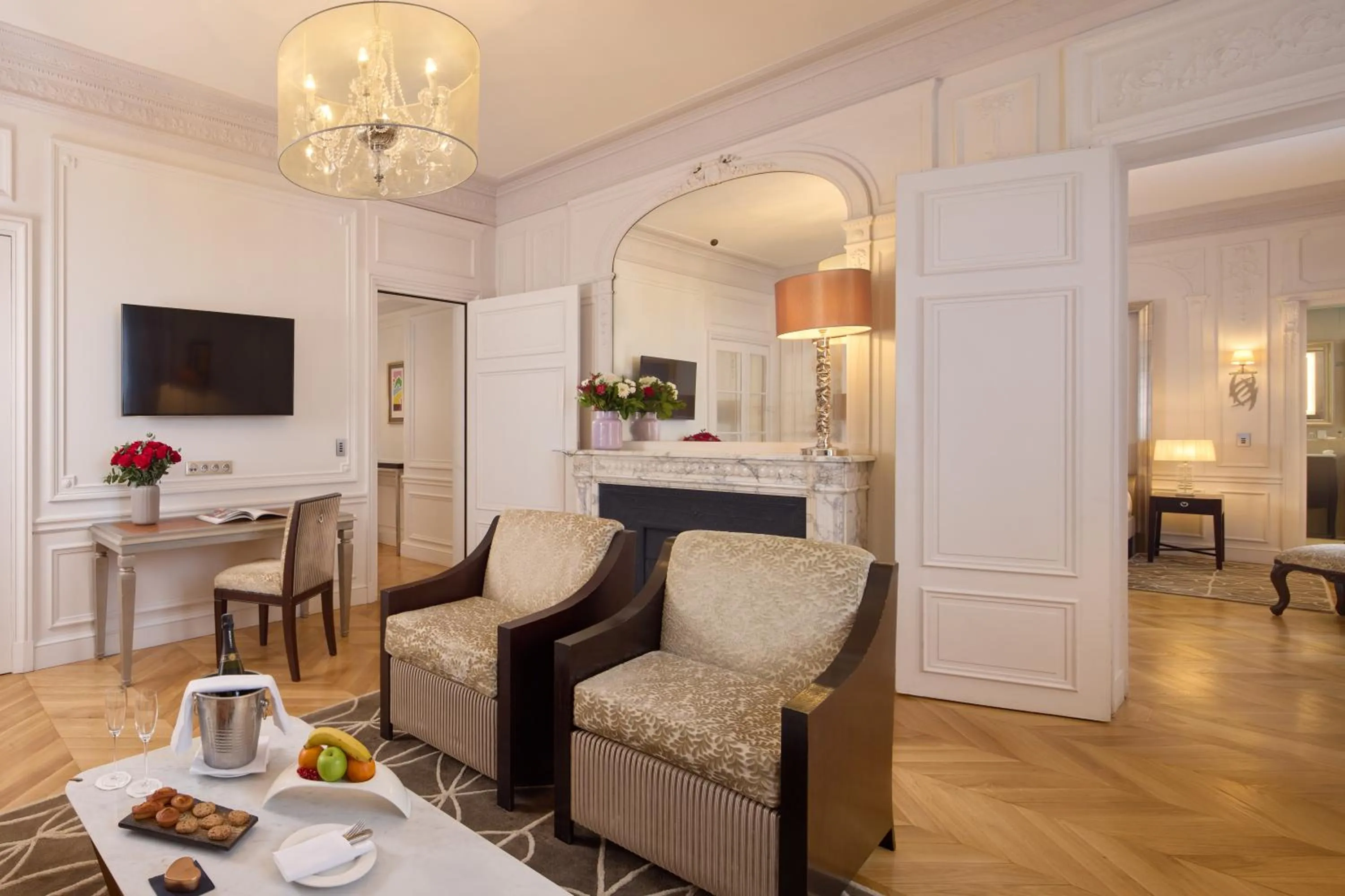 Living room in Majestic Hotel Spa - Champs Elysées