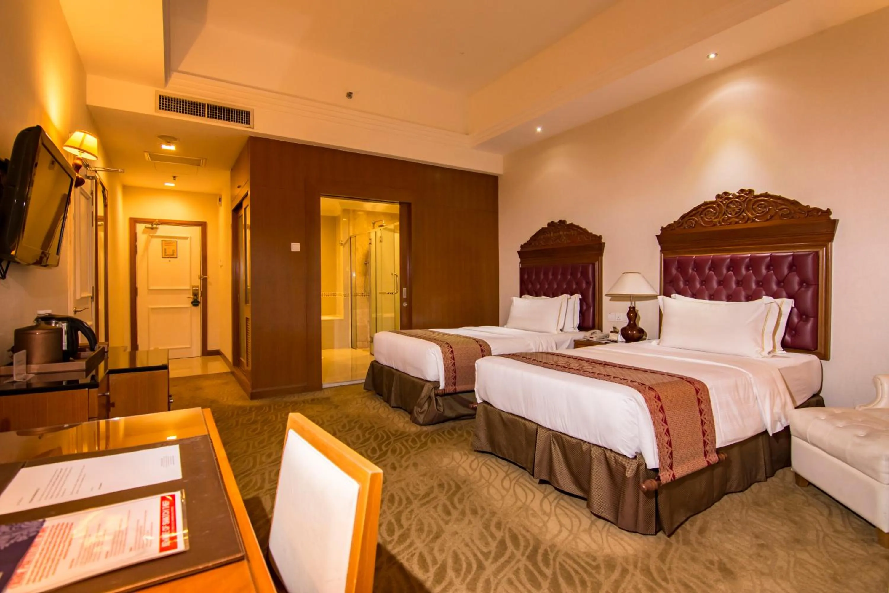 Bedroom, Bed in Royale Chulan Kuala Lumpur