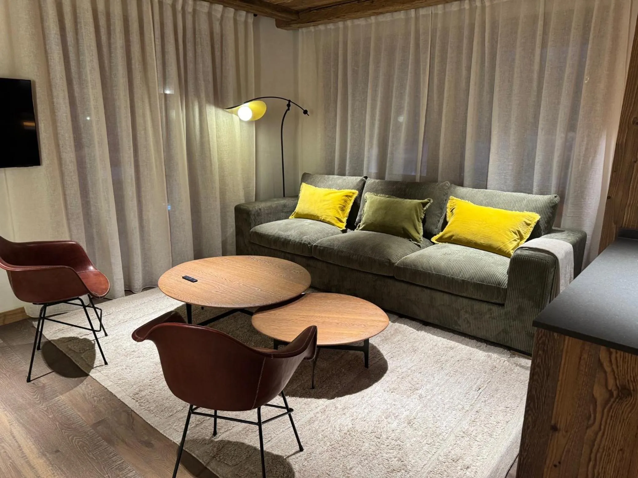 TV and multimedia in Hotel Ormelune