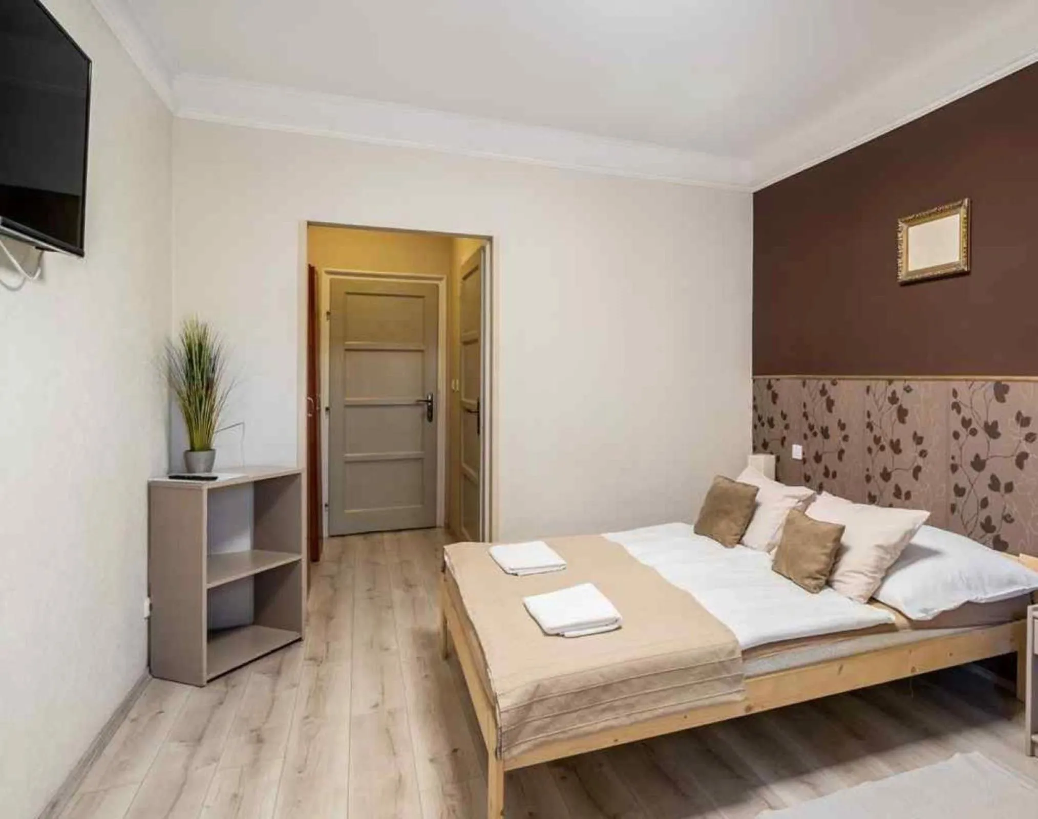 Bed in Pollushof Panzió és Étterem