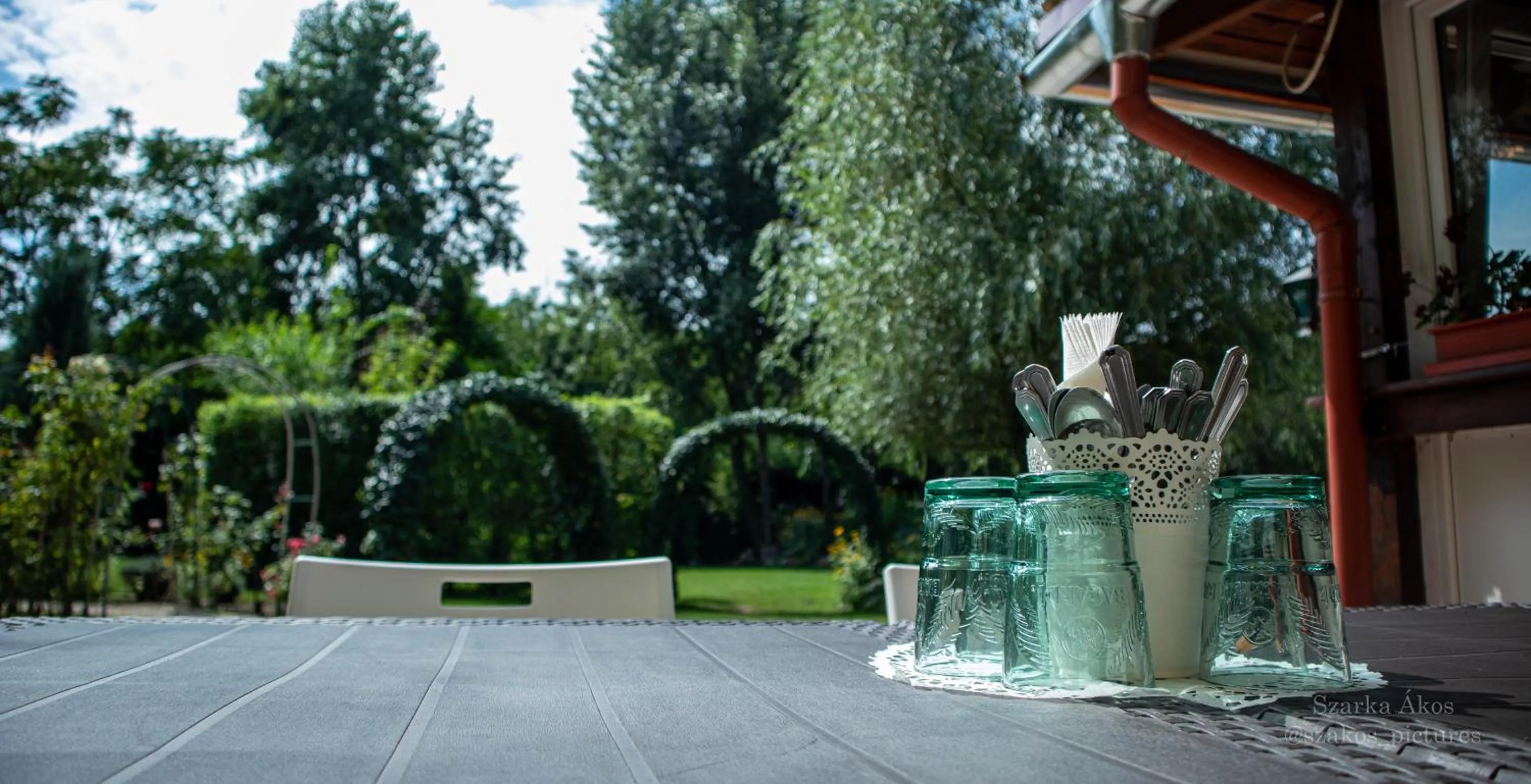 Pollushof Panzió és Étterem