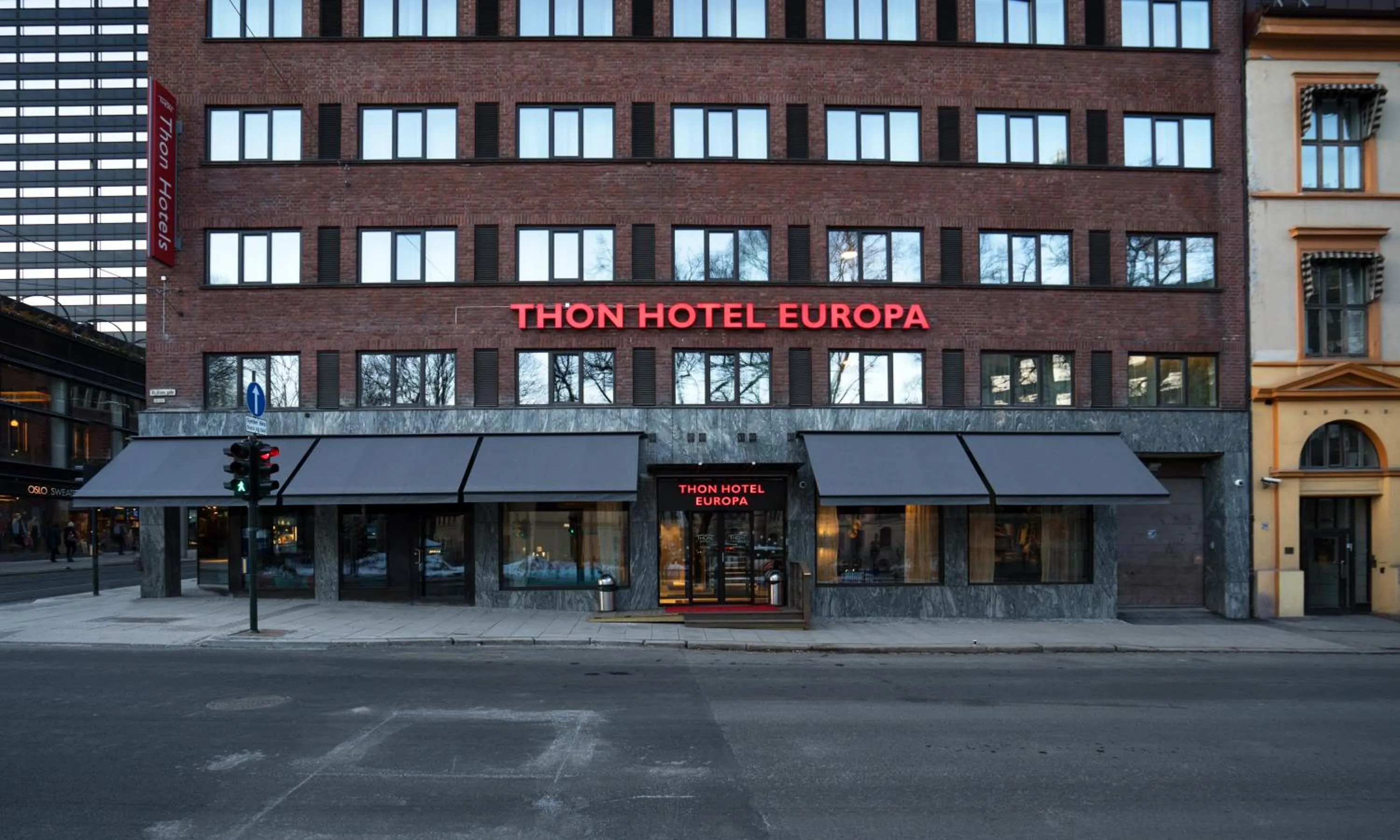 Facade/entrance in Thon Hotel Europa