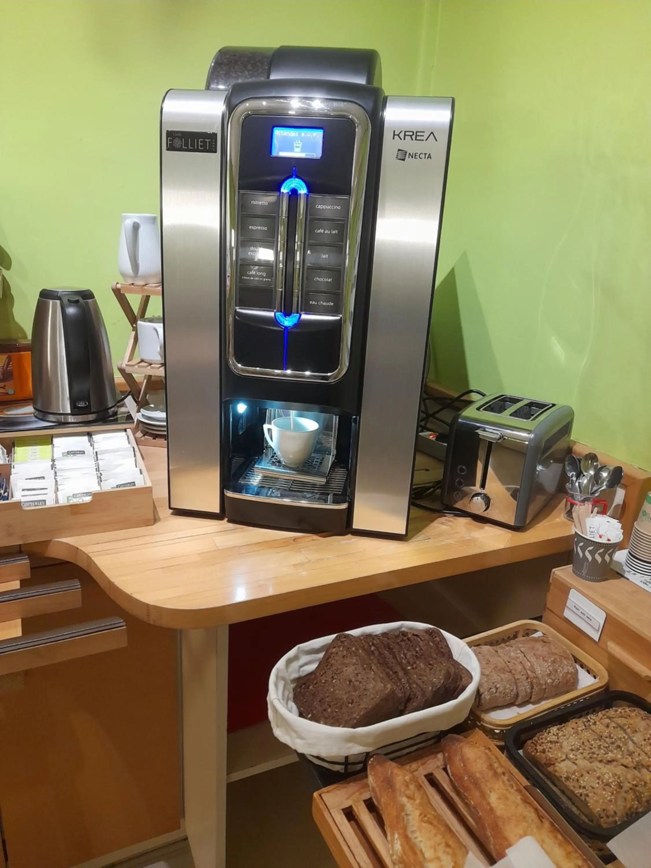 Breakfast in Logis Hôtel La Résidence, Cognac Centre