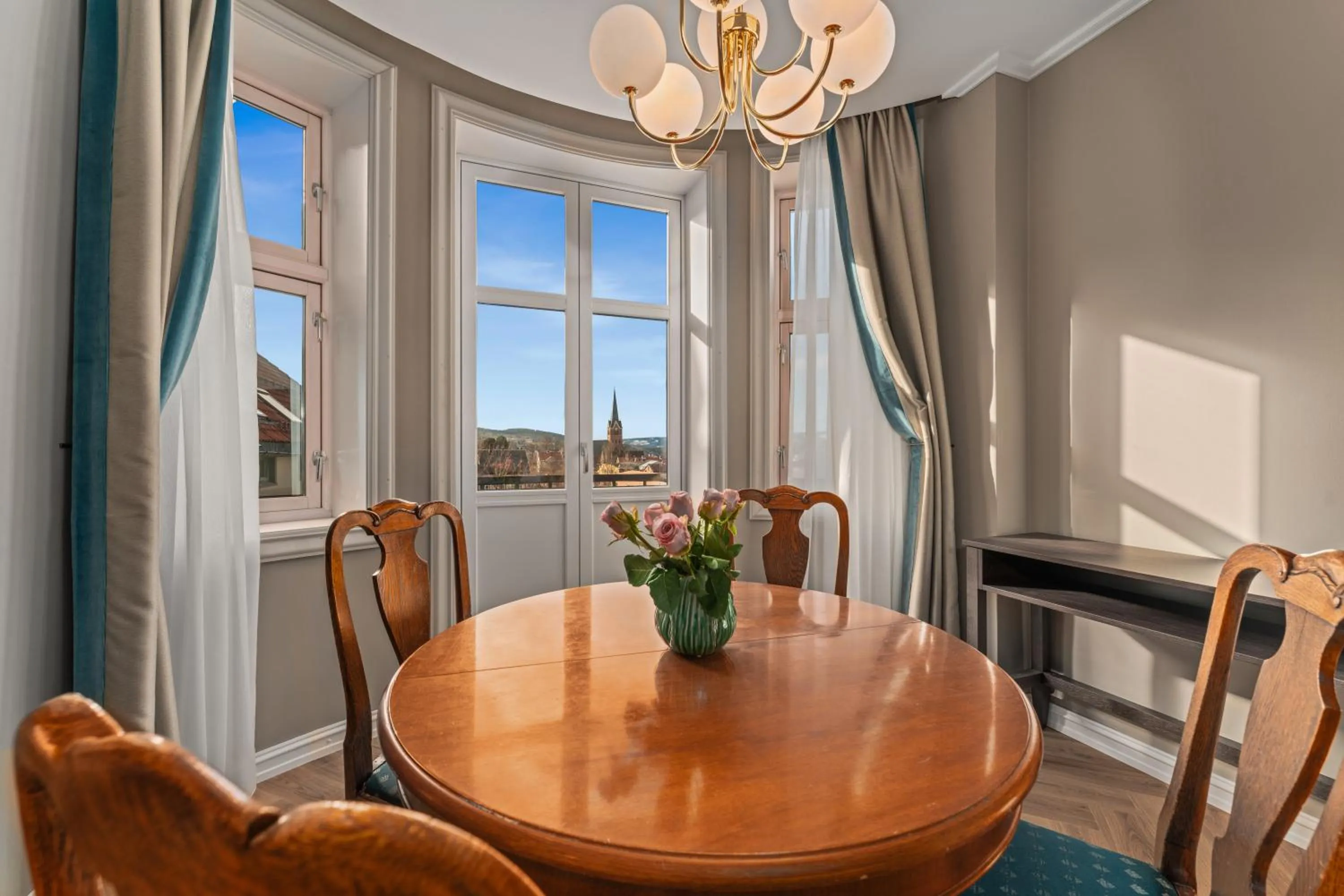 Seating area in Hotel Breiseth