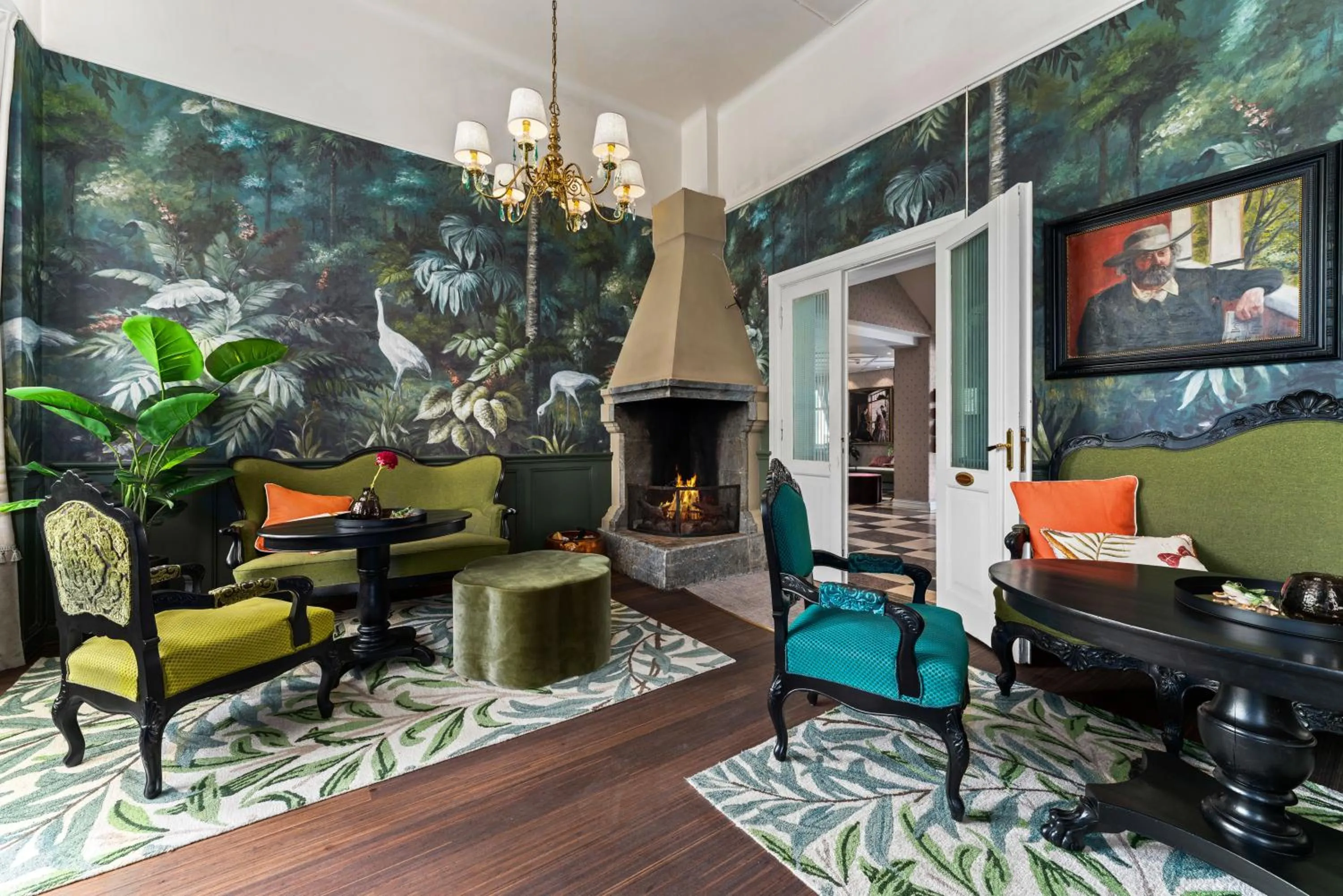 Communal lounge/ TV room in Hotel Breiseth