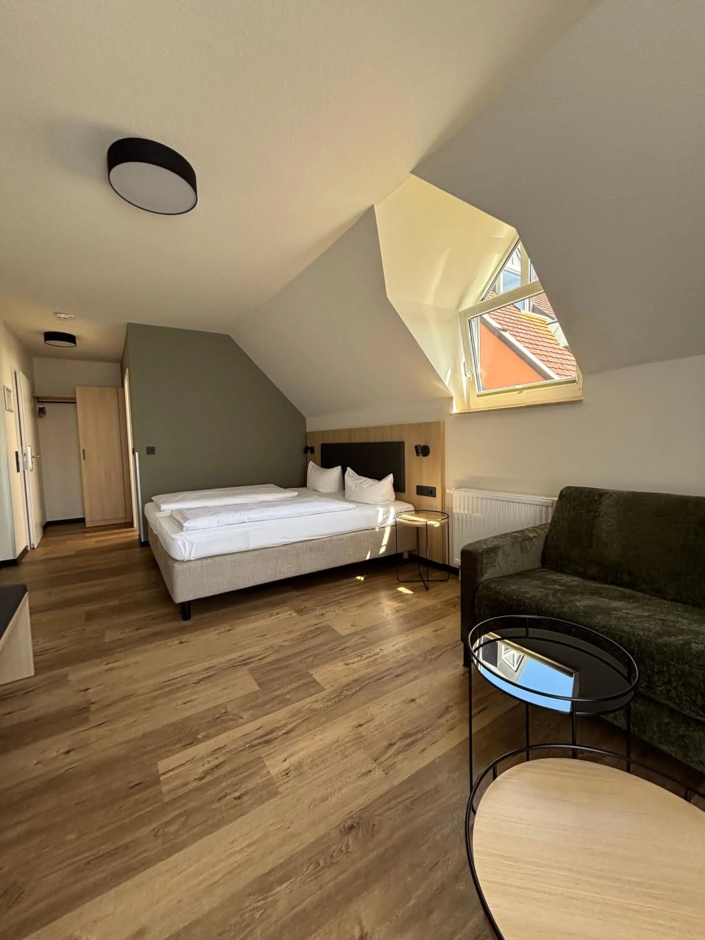 Photo of the whole room, Bed in Hotel am Stadthaus