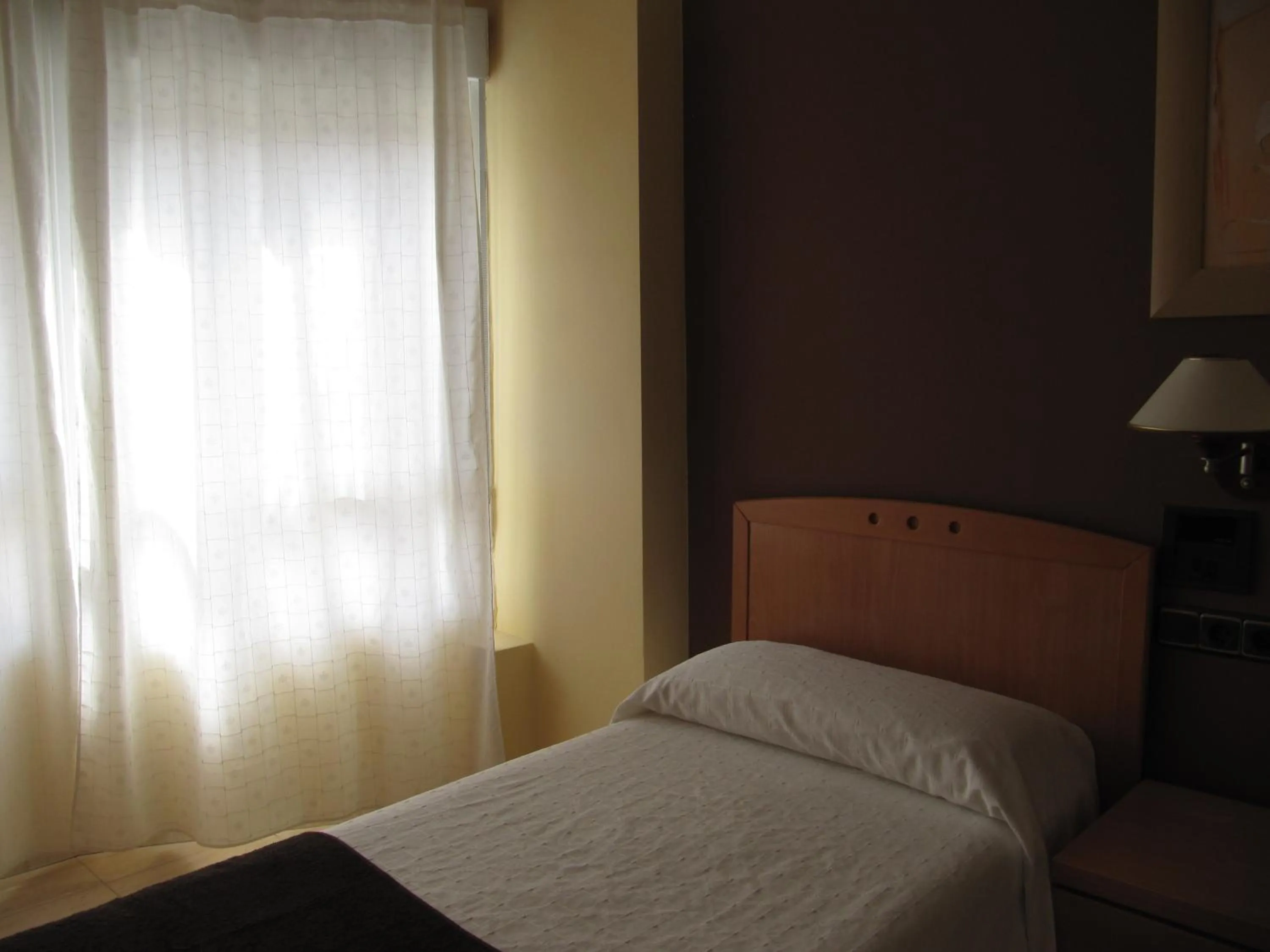 Bedroom, Bed in Hostal Meseguer