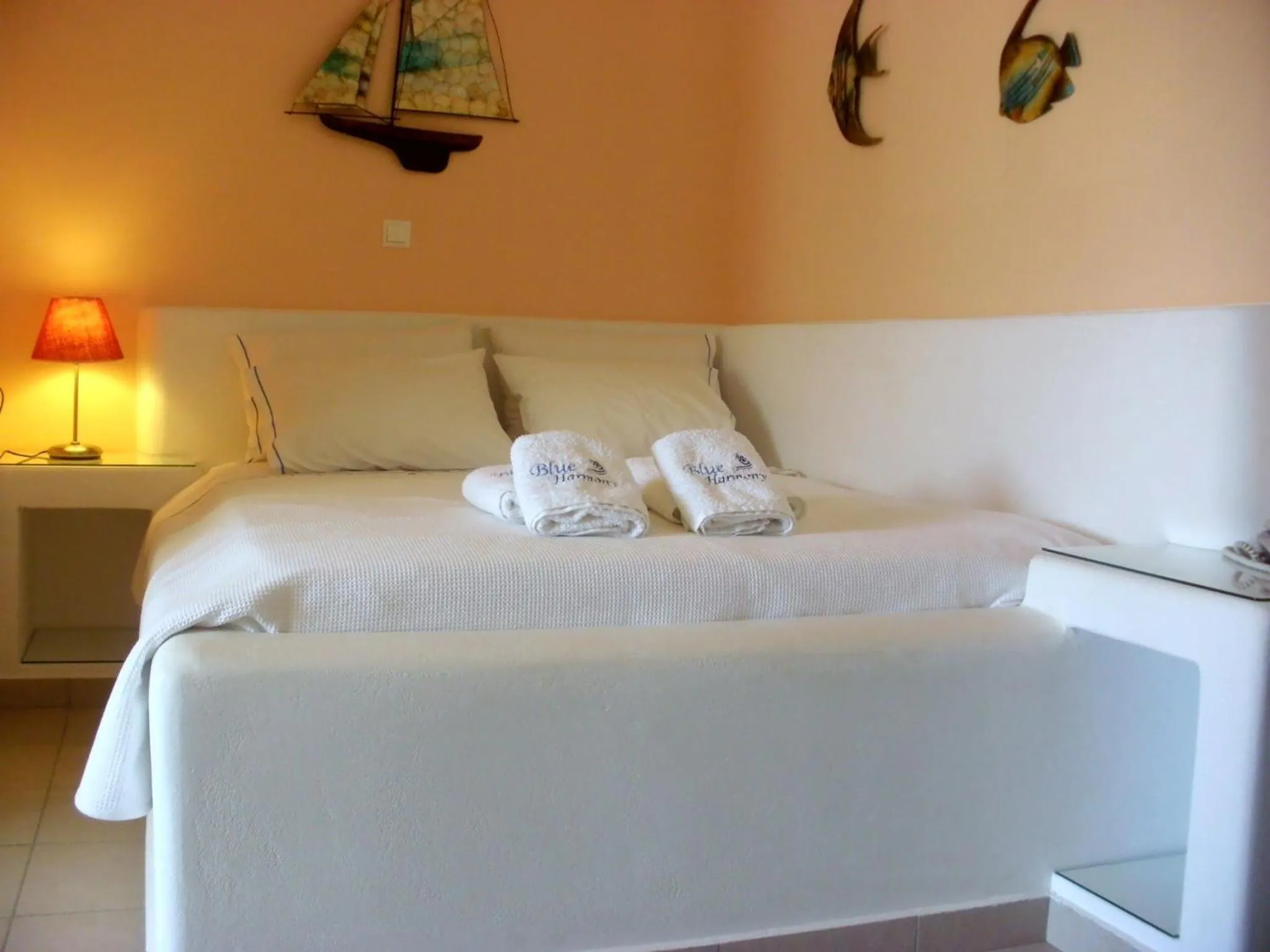 Bedroom, Bed in Blue Harmony Apartments