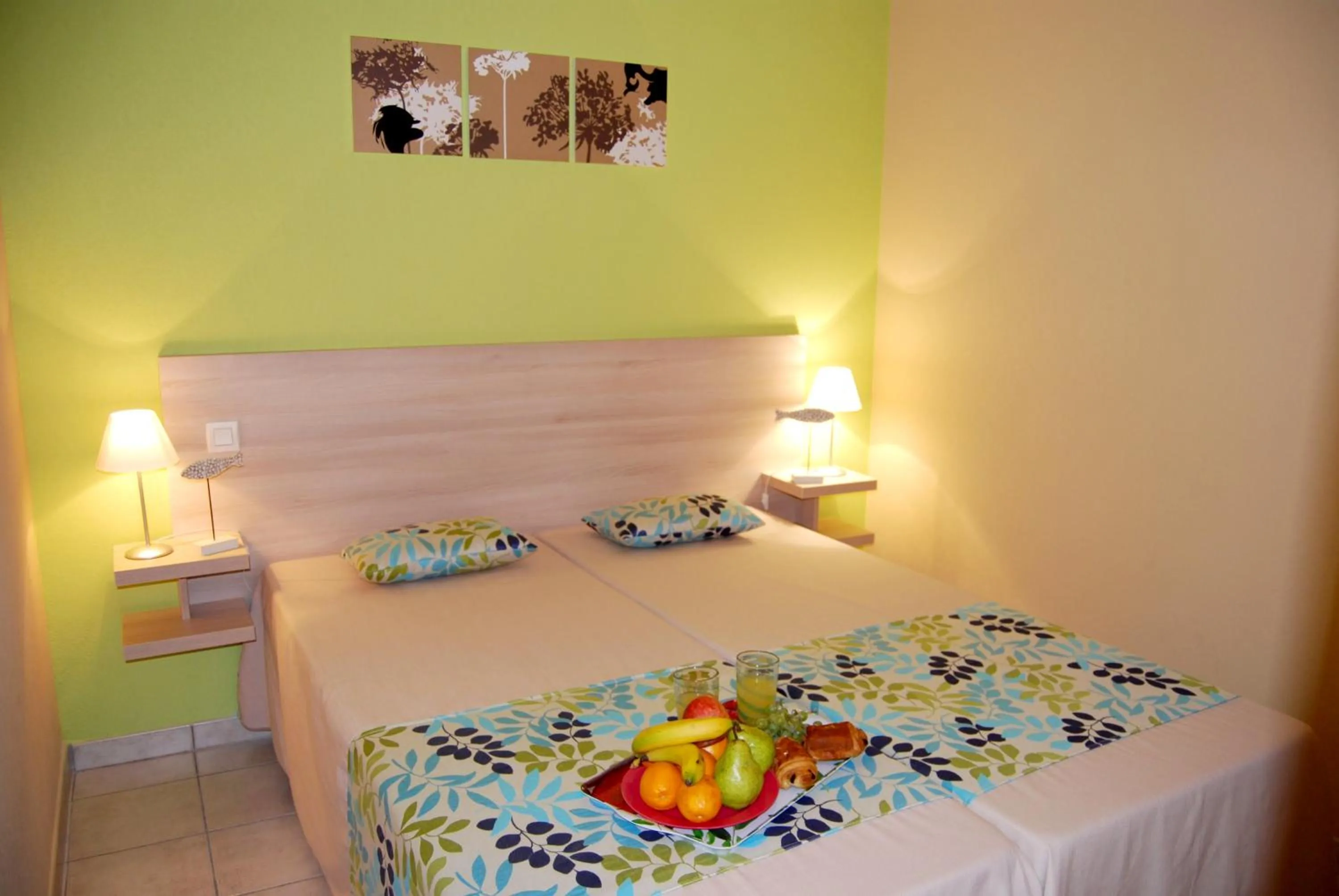 Bedroom, Bed in Lagrange Grand Bleu Vacances – Résidence Le Mas de Torreilles