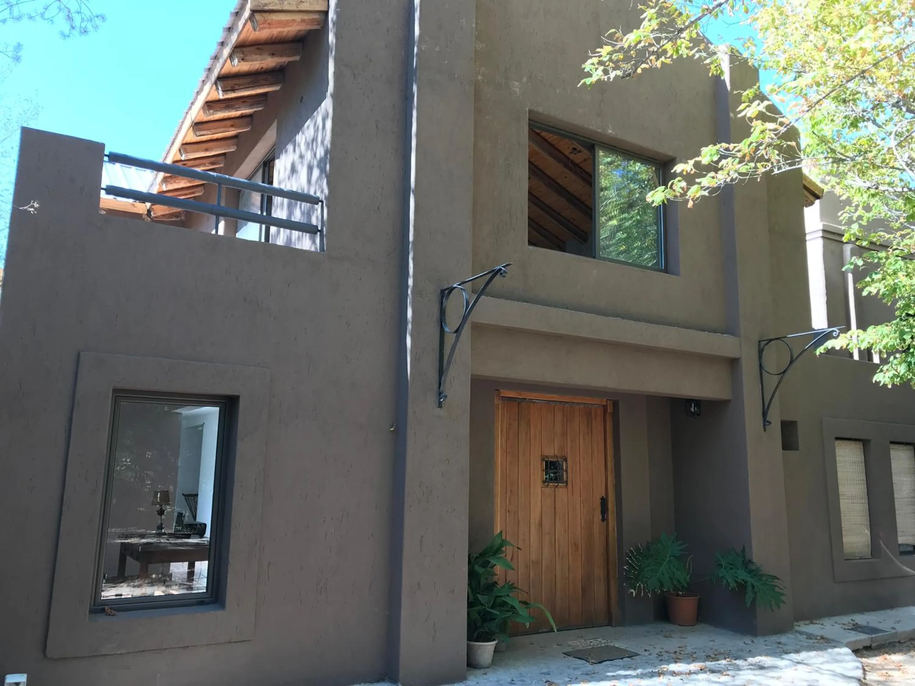 Property building in Casa Lopez