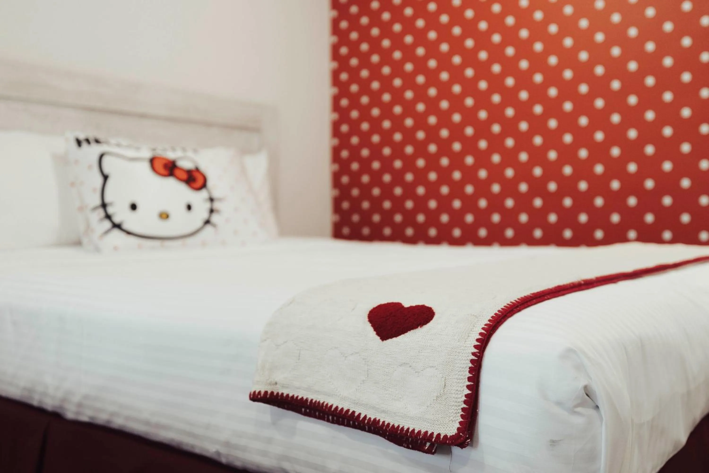 Bed in The Dixie Hollywood