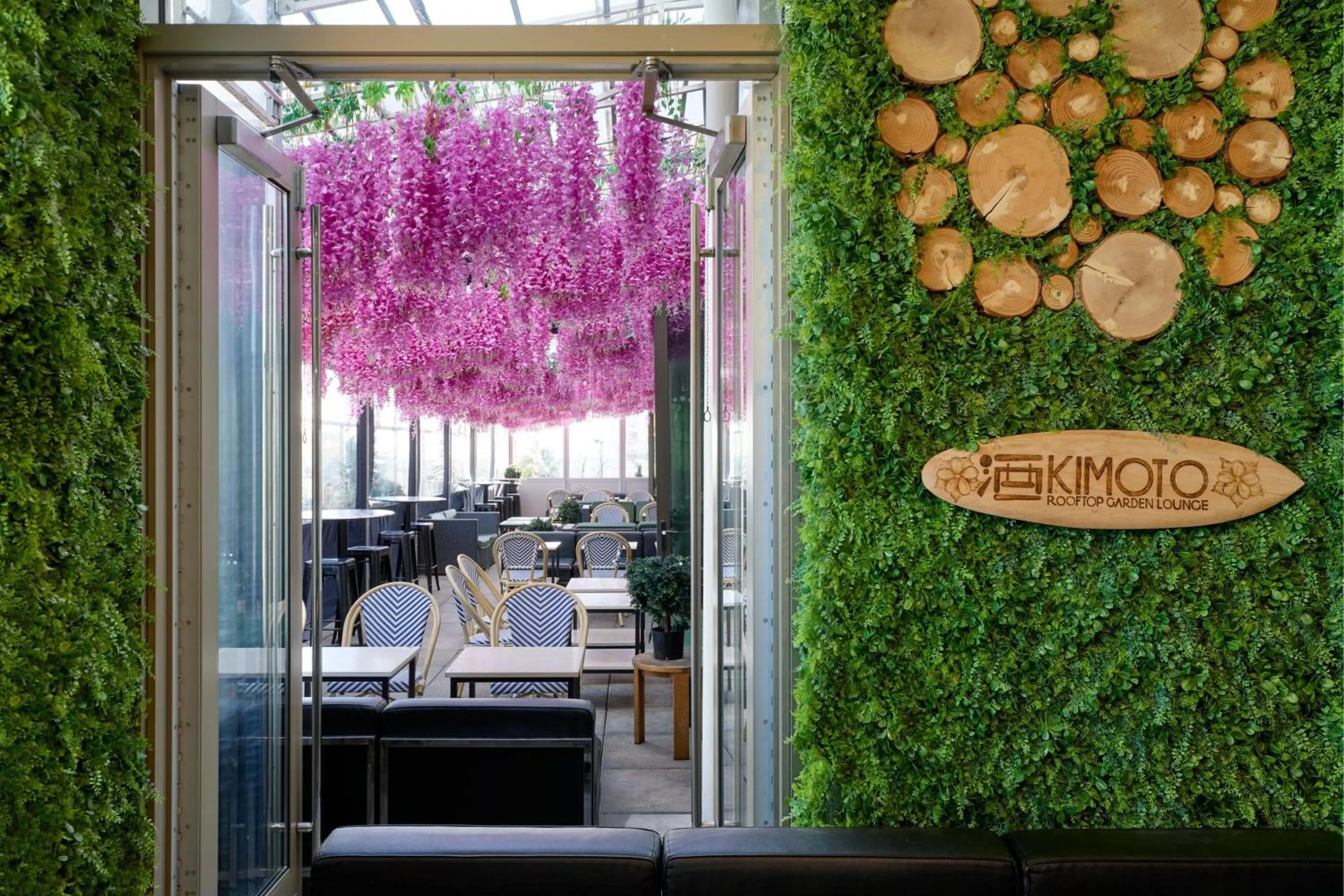 Lounge or bar in Sheraton Brooklyn New York