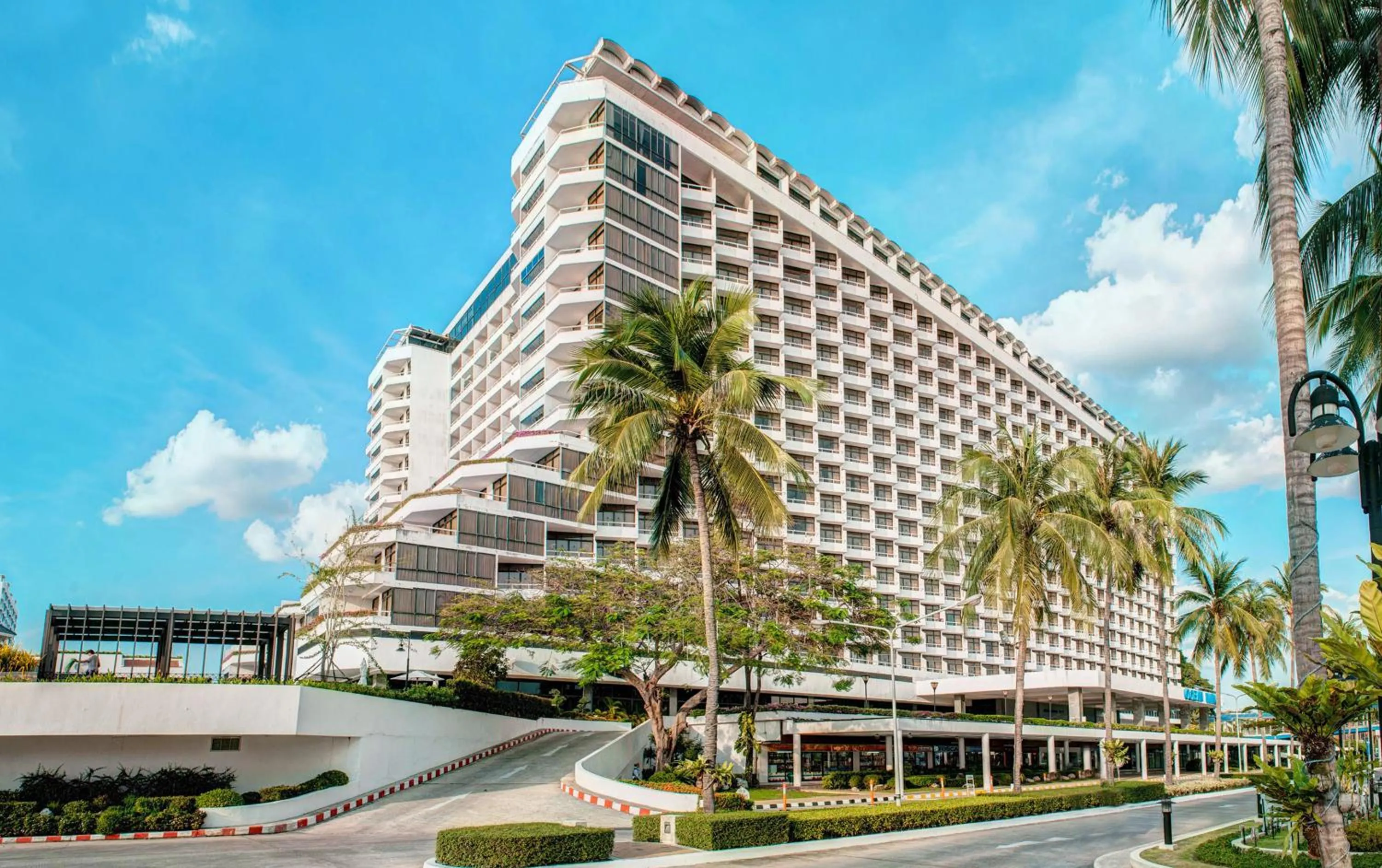 Property building in Ambassador City Jomtien Ocean Wing - SHA Plus