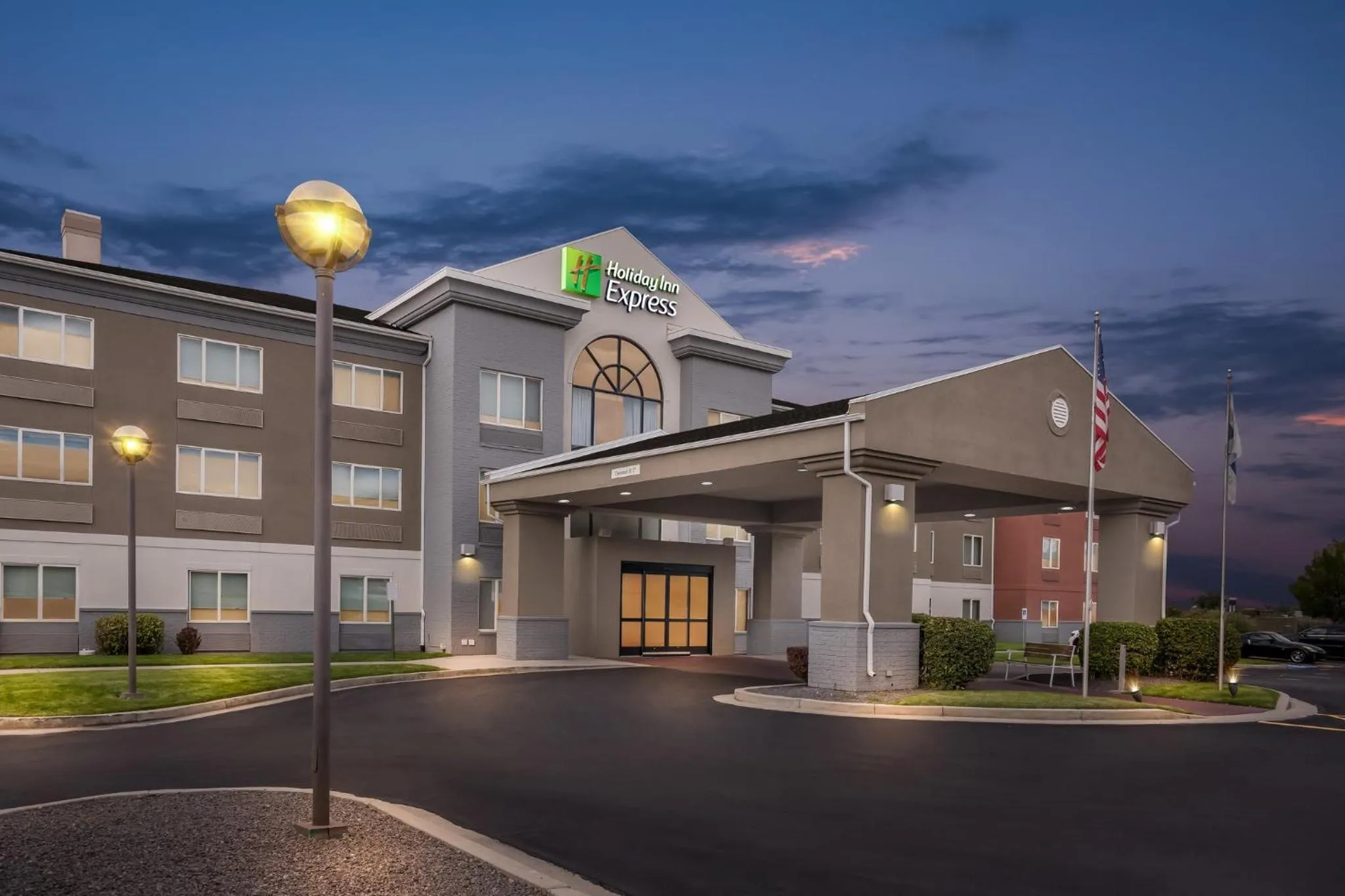 Property building in Holiday Inn Express Ogden by IHG