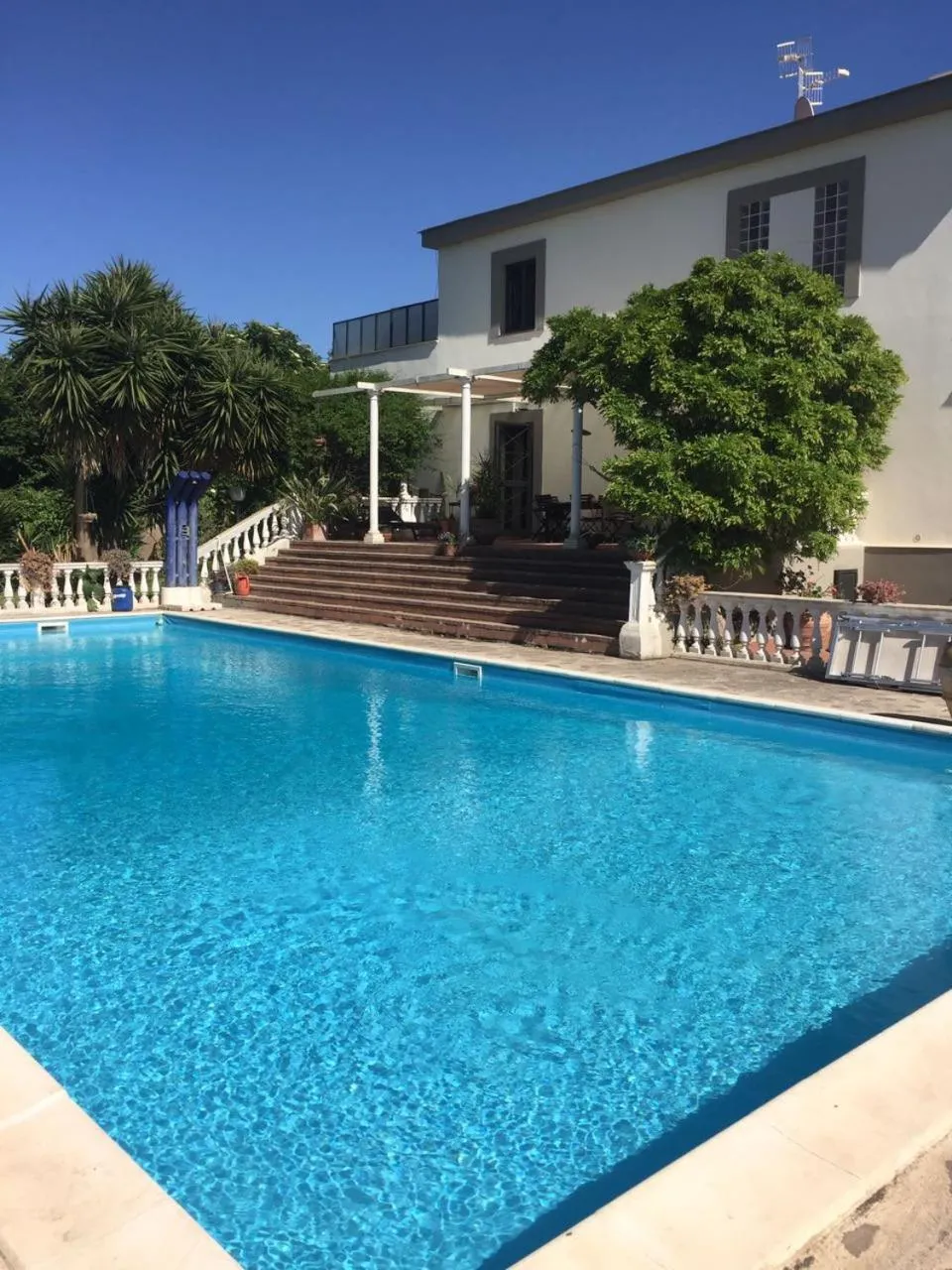 Pool view in B&B LA MARCHESA