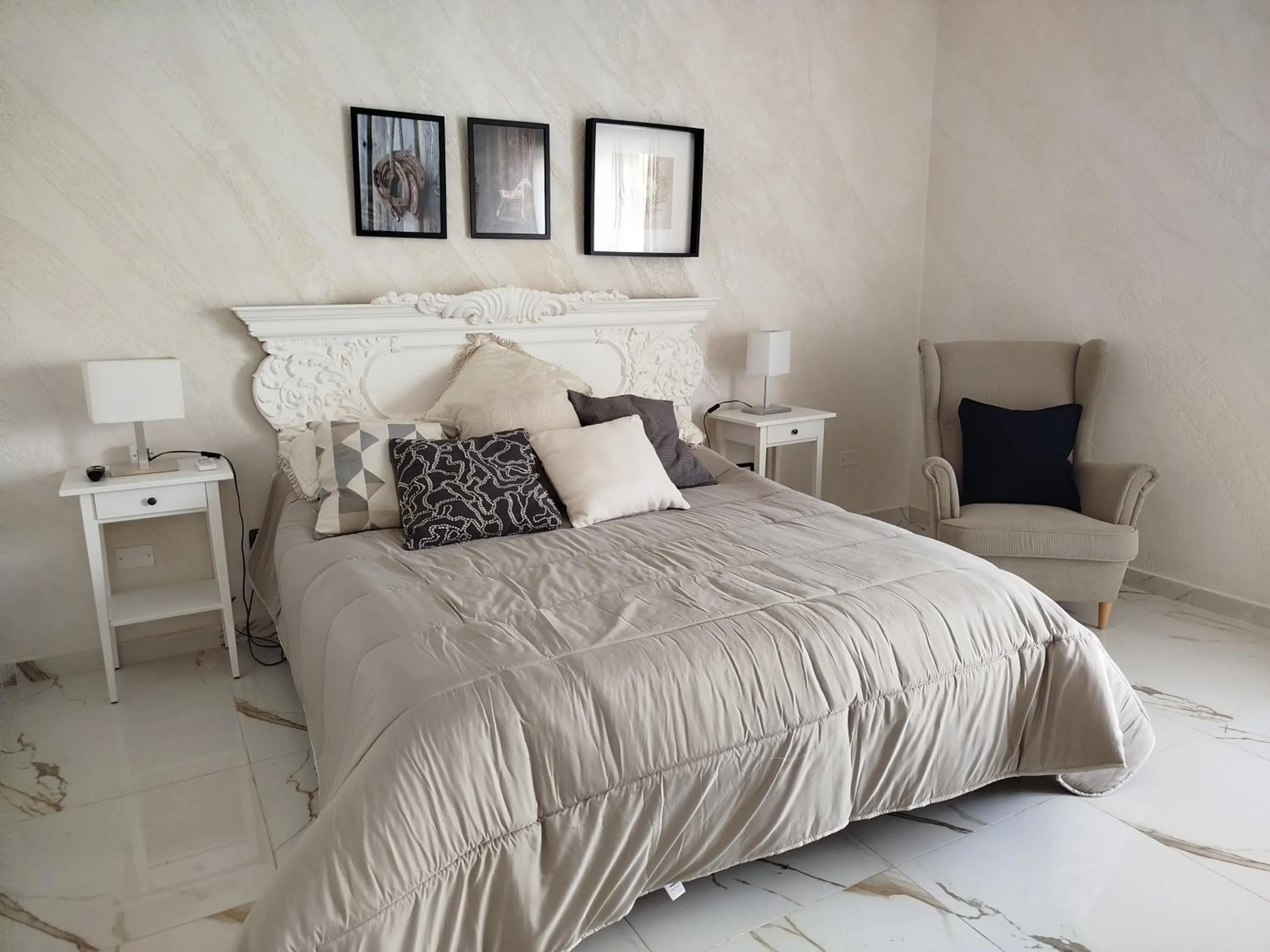 Bed in Bouganville Residence