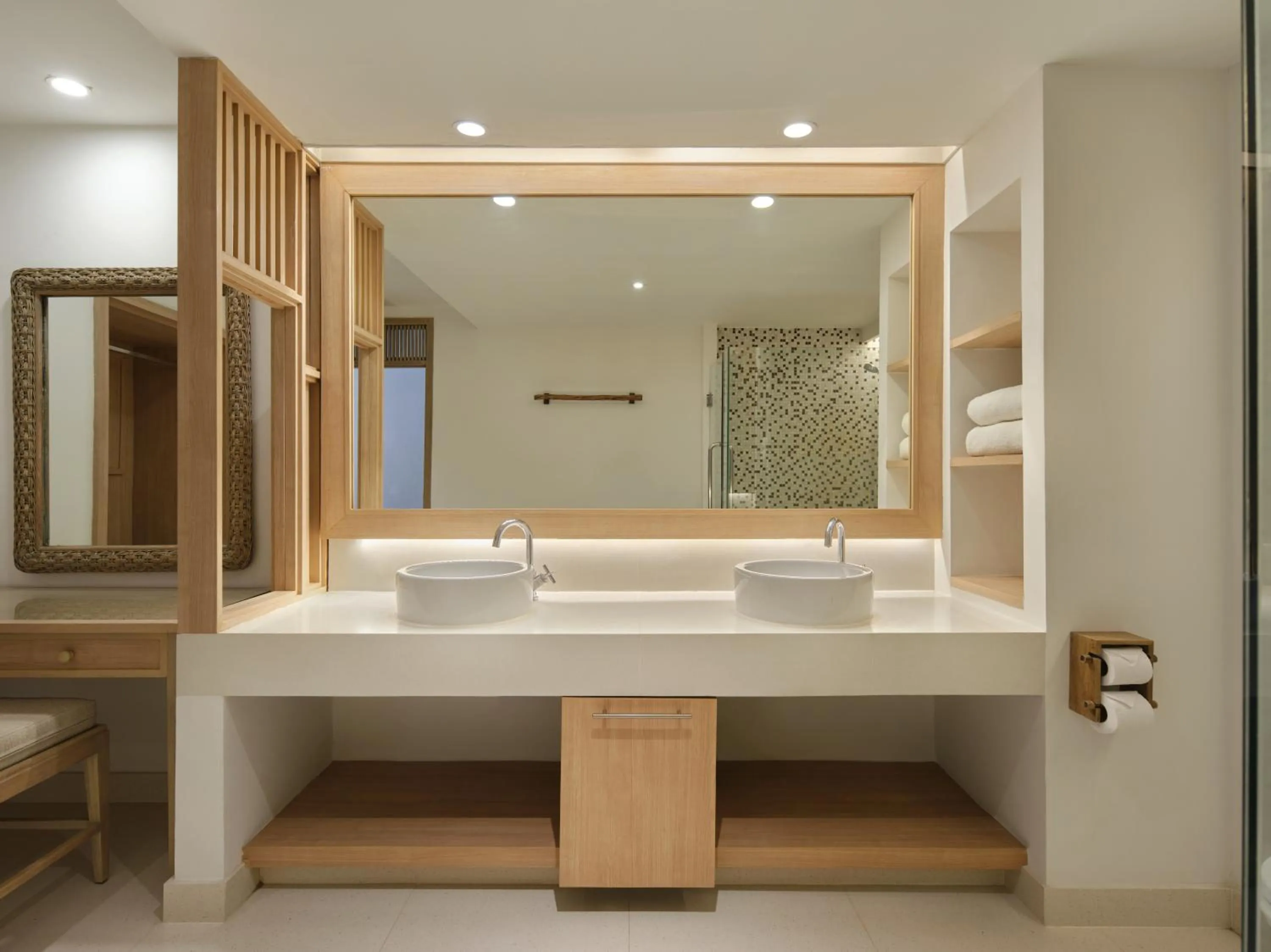 Shower in Garrya Tongsai Bay Samui