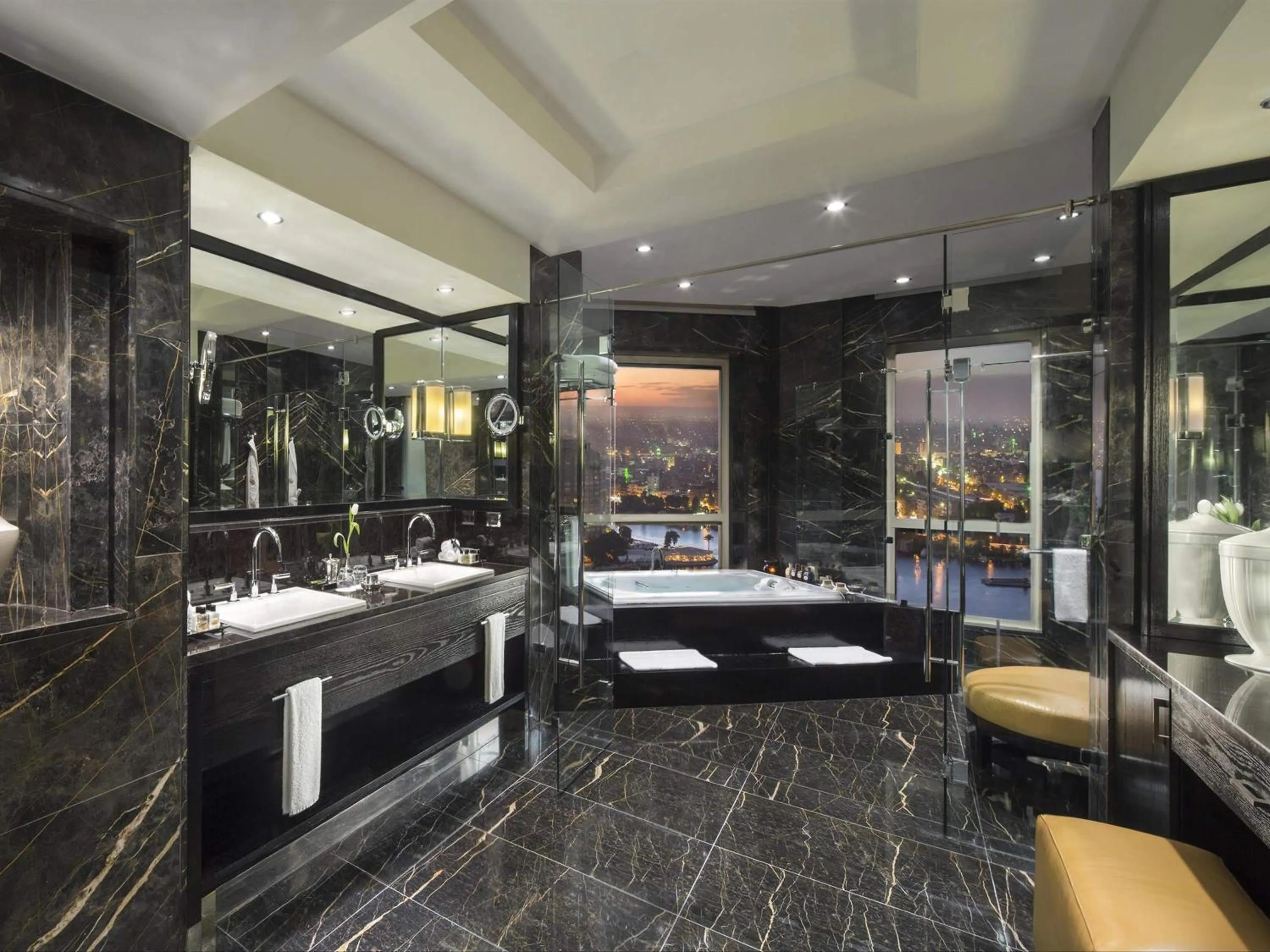 Photo of the whole room in Fairmont Nile City