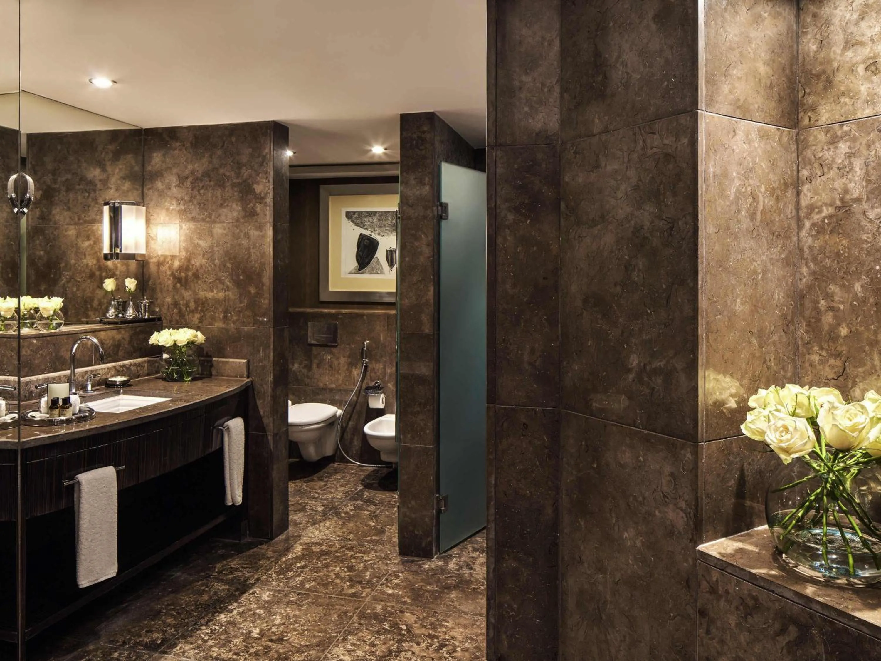 Bedroom in Fairmont Nile City