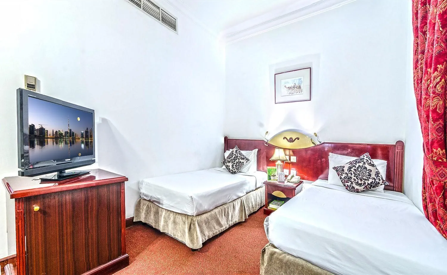 Bed in Zain International Hotel