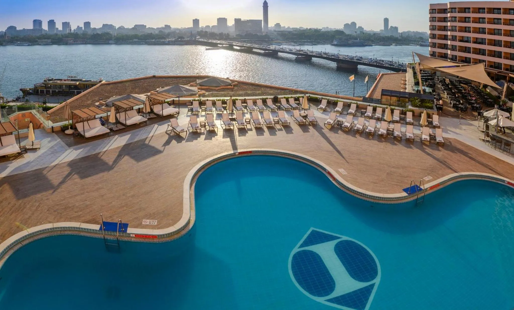 Swimming pool in InterContinental Cairo Semiramis by IHG