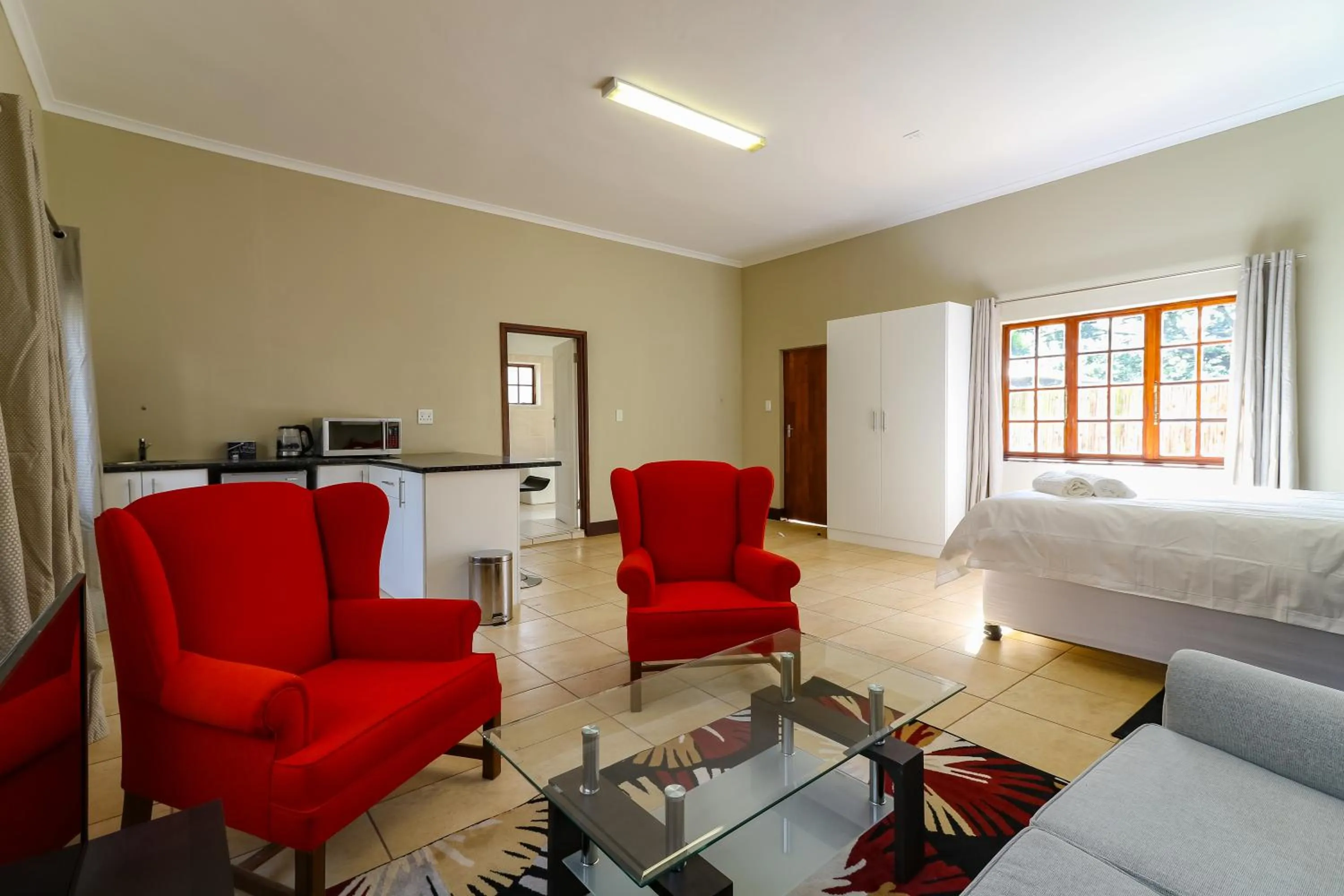 Photo of the whole room in Sibsons House