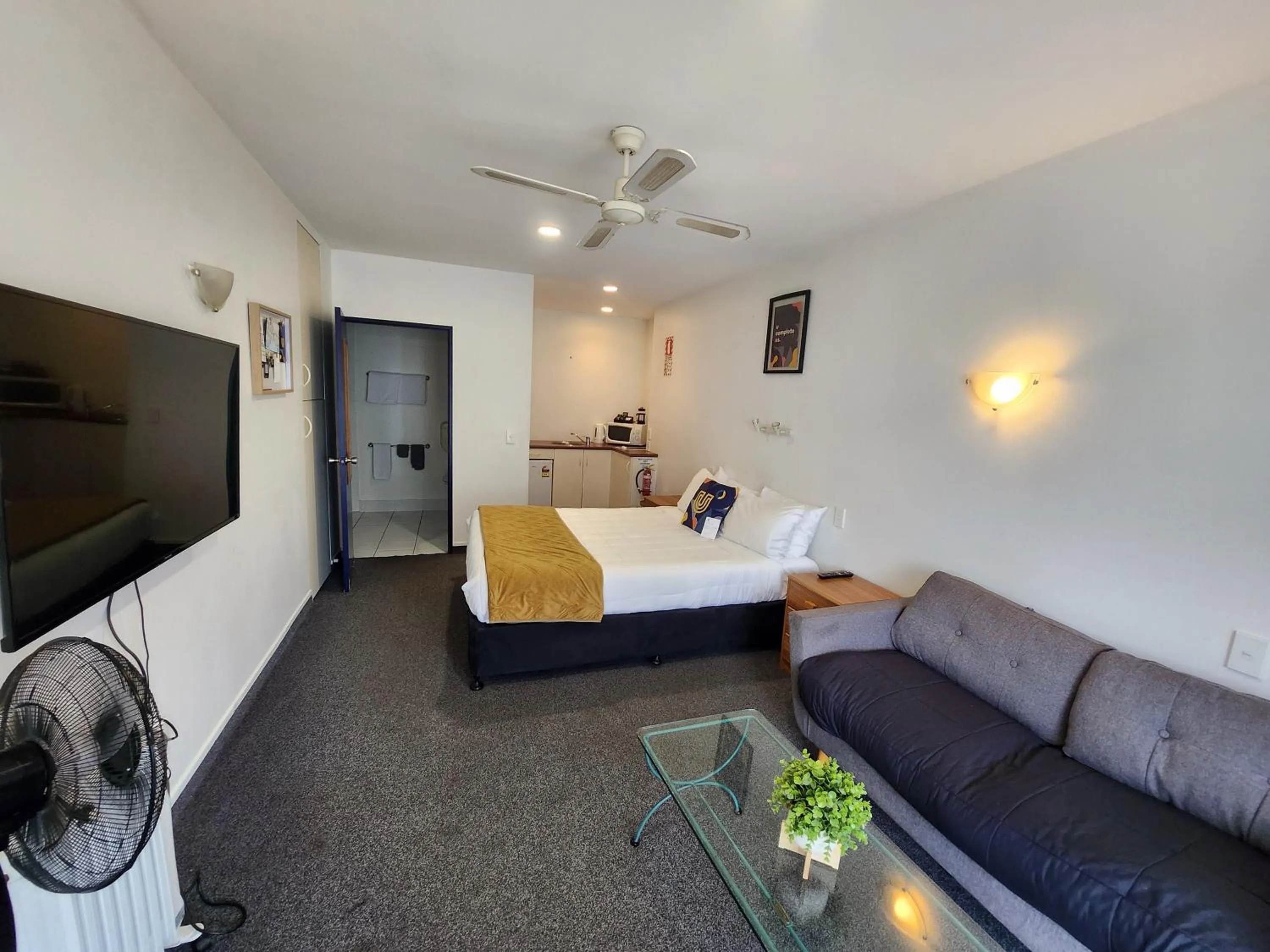 Bed in U Studios Paraparaumu Beach