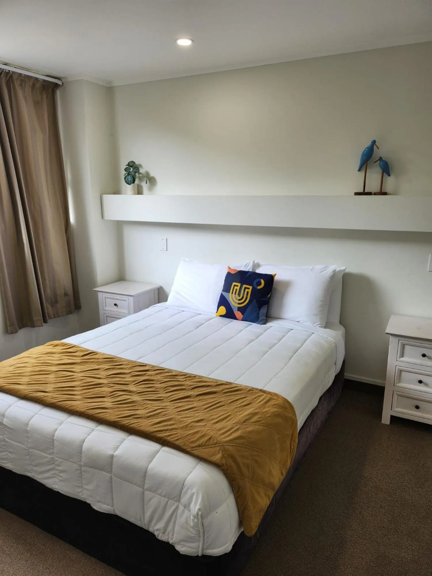 Bed in U Studios Paraparaumu Beach